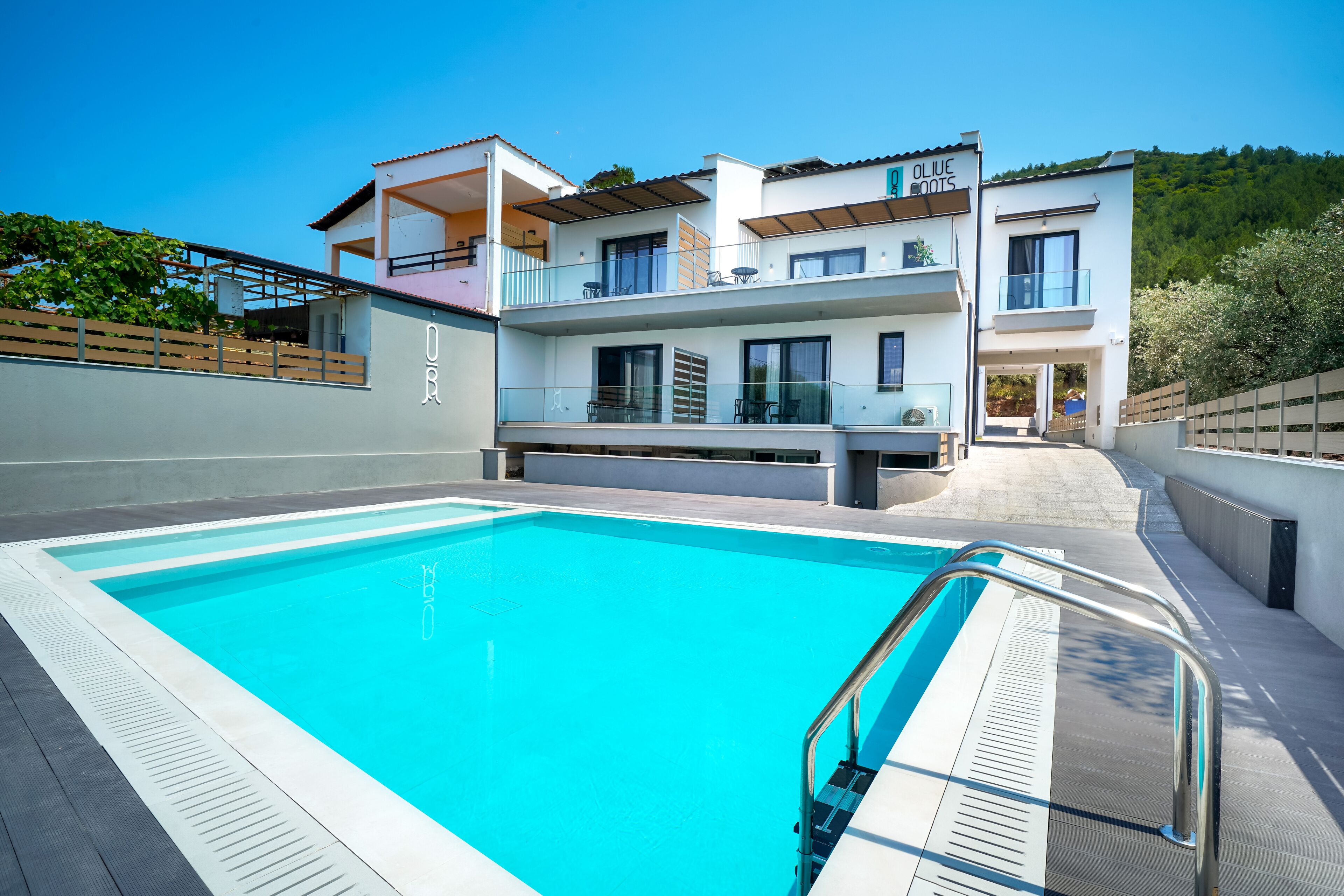Olive Roots Luxury Suites