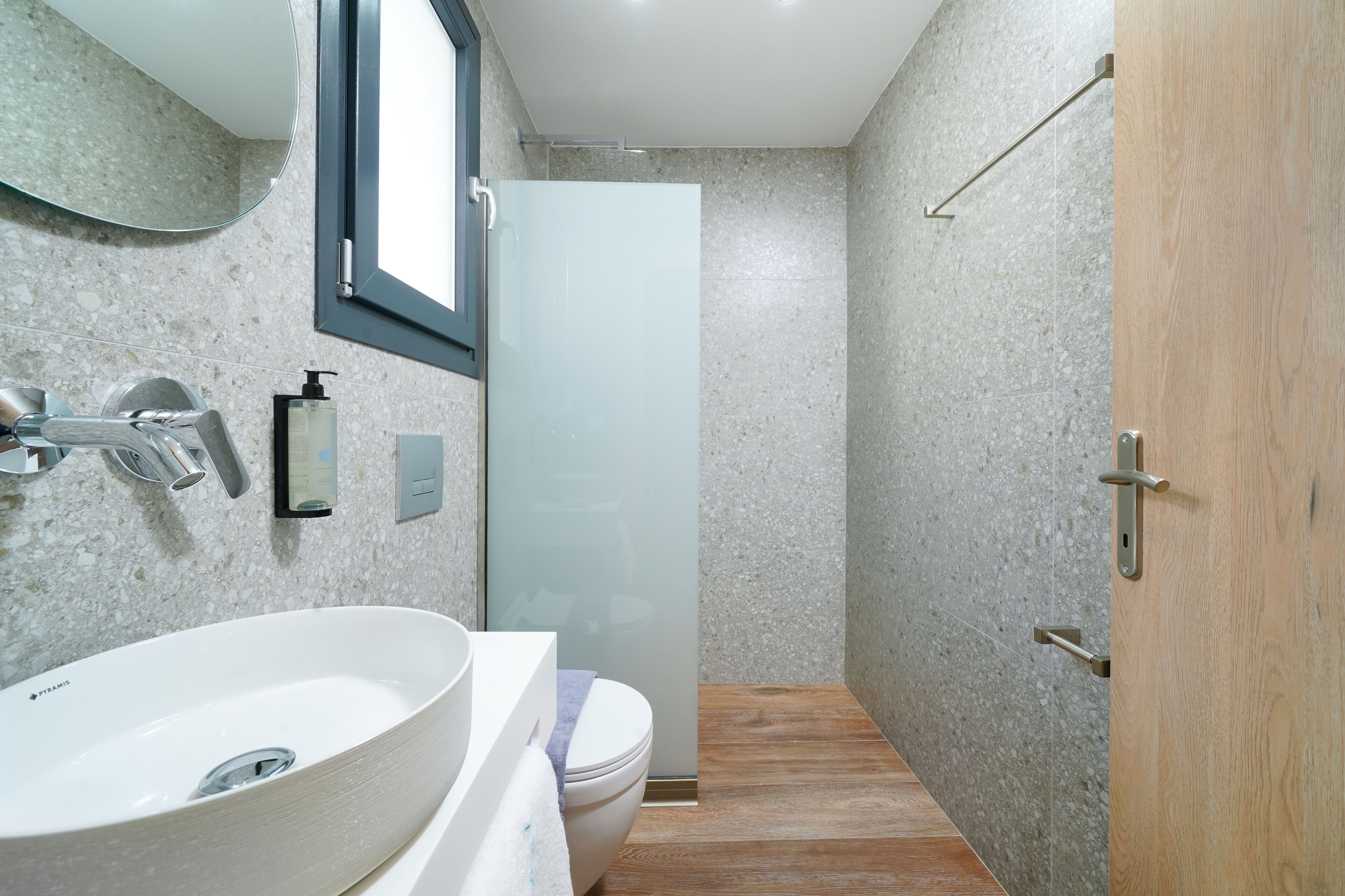 Olive Roots Luxury Suites