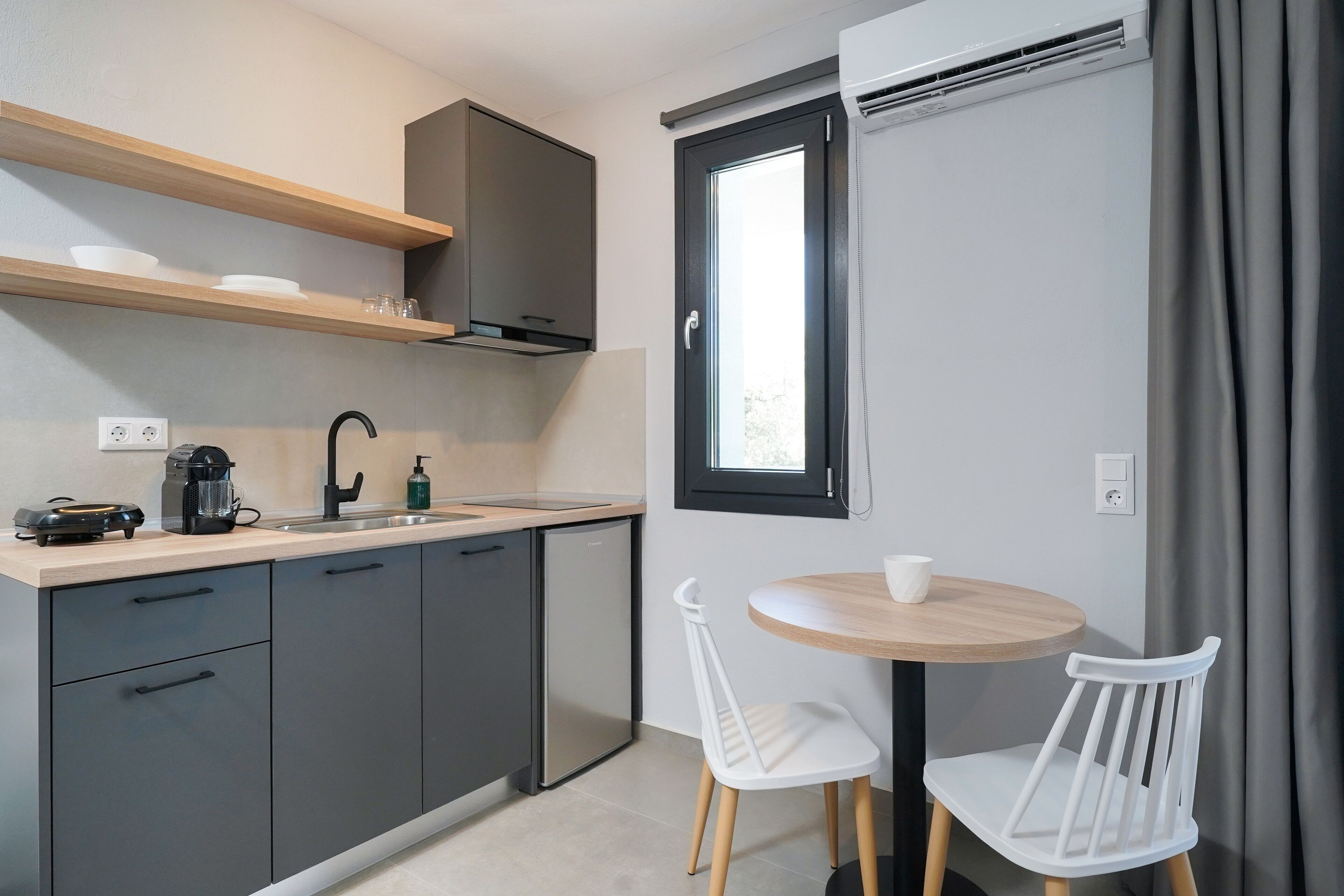 Olive Roots Luxury Suites