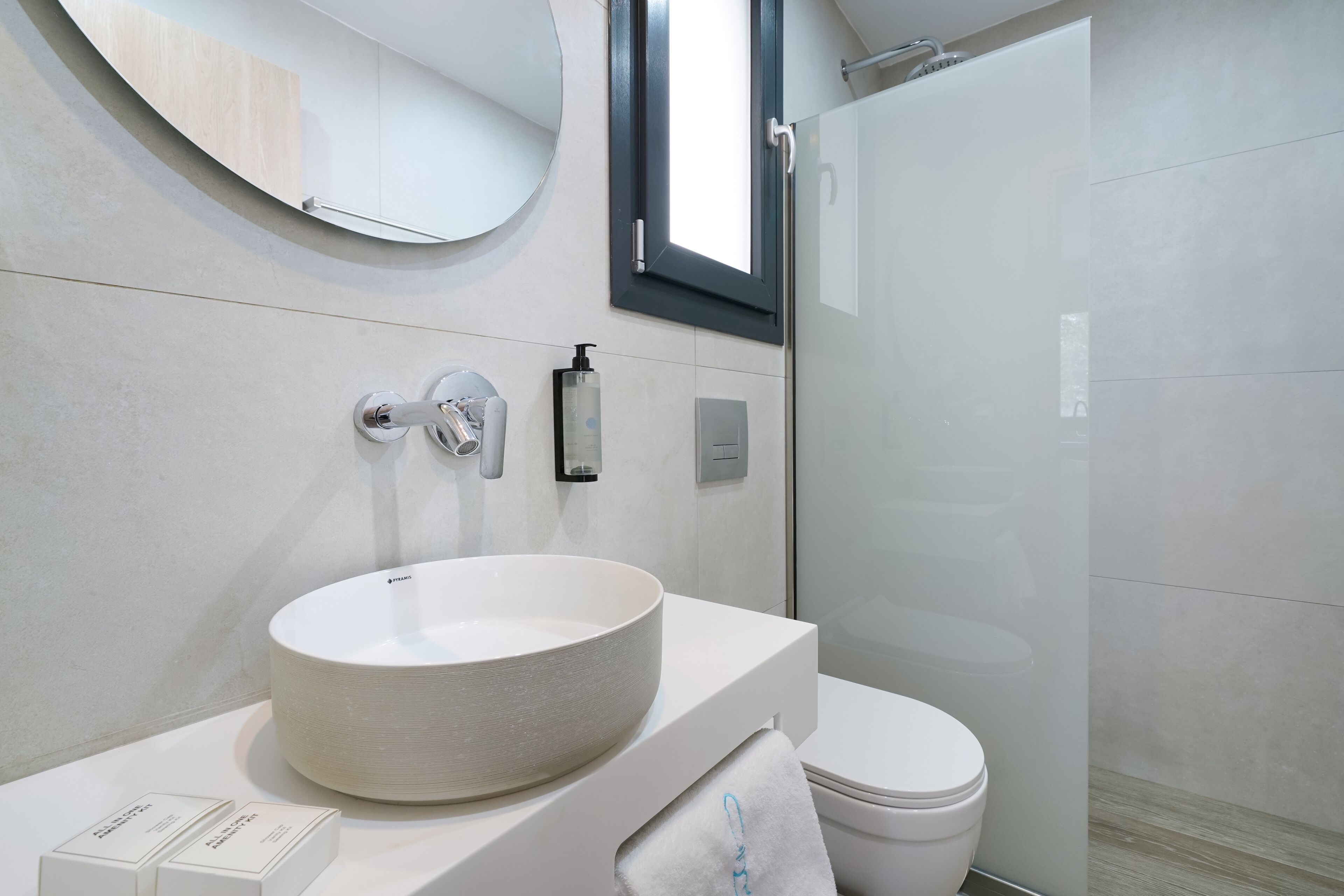 Olive Roots Luxury Suites