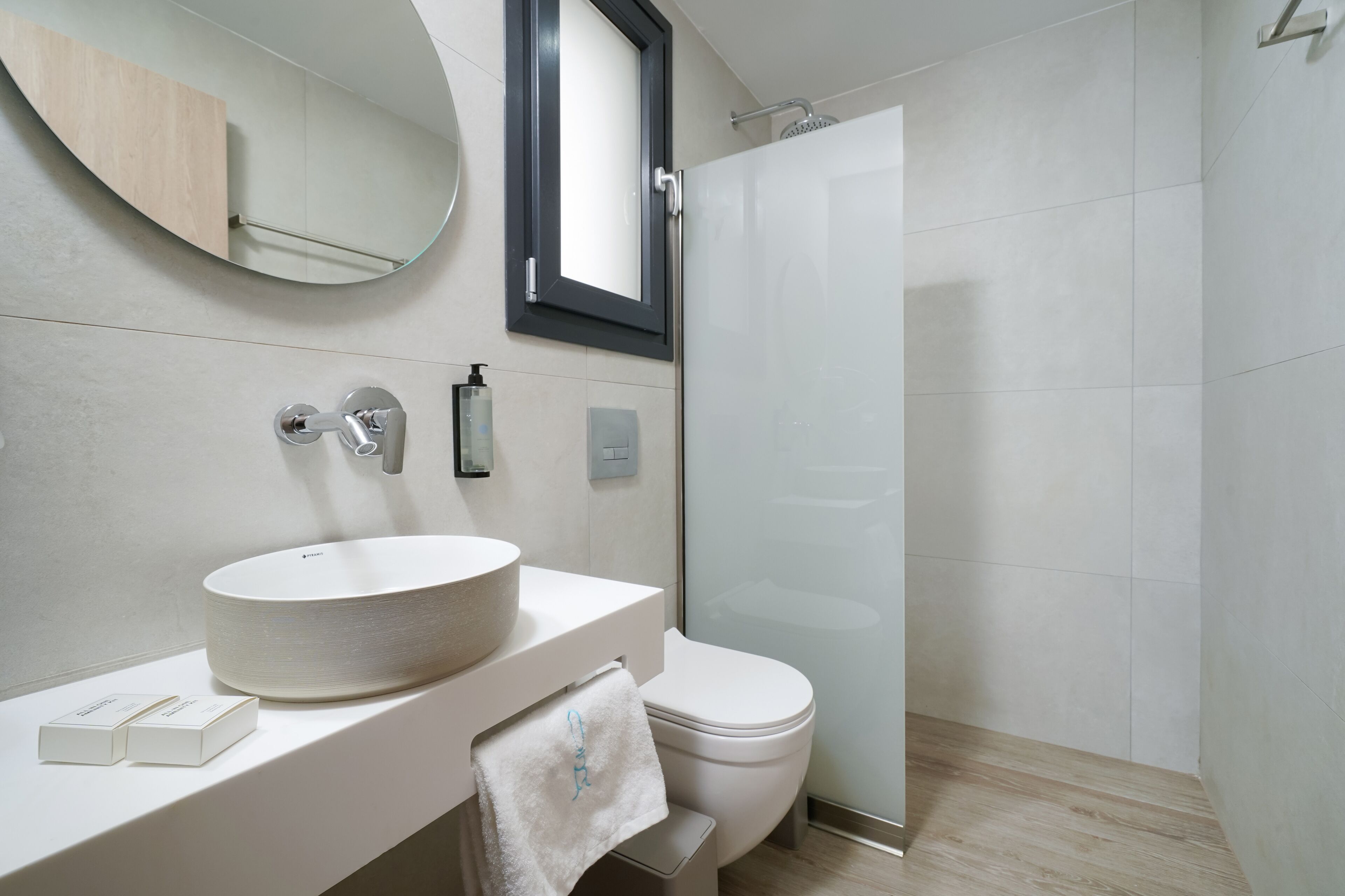 Olive Roots Luxury Suites