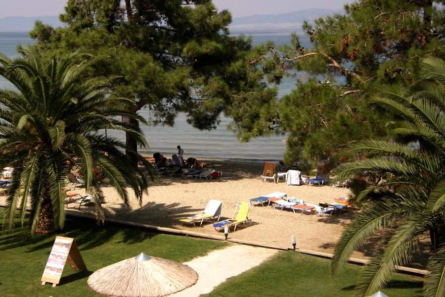 Rachoni Bay Hotel