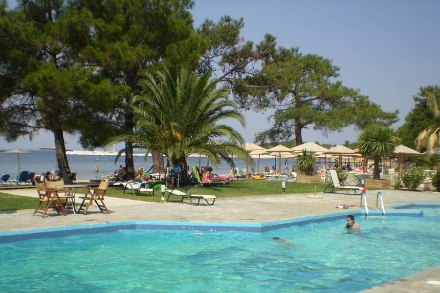 Rachoni Bay Hotel