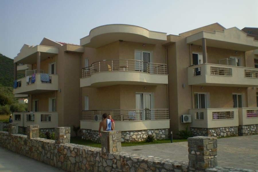 Rachoni Bay Hotel