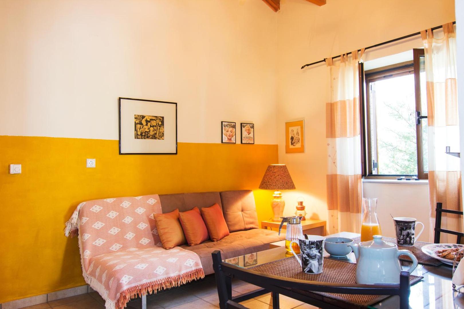 Stephanou Inn