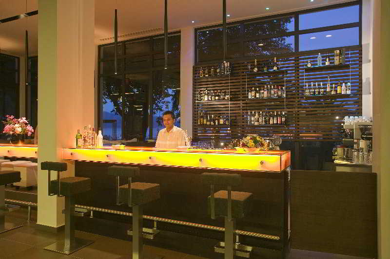 Long Beach Hotel
