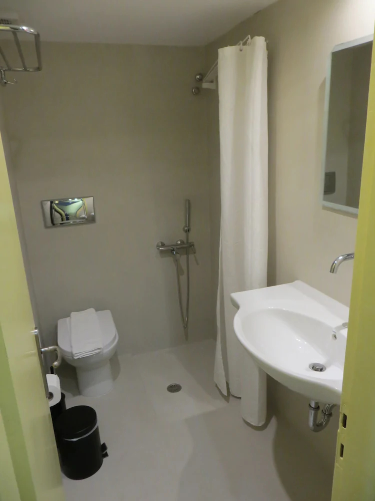Leonidaion Guest House