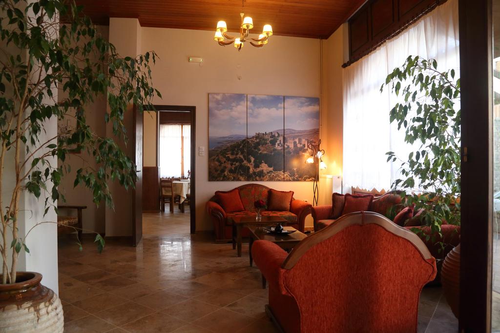 Hotel Mani