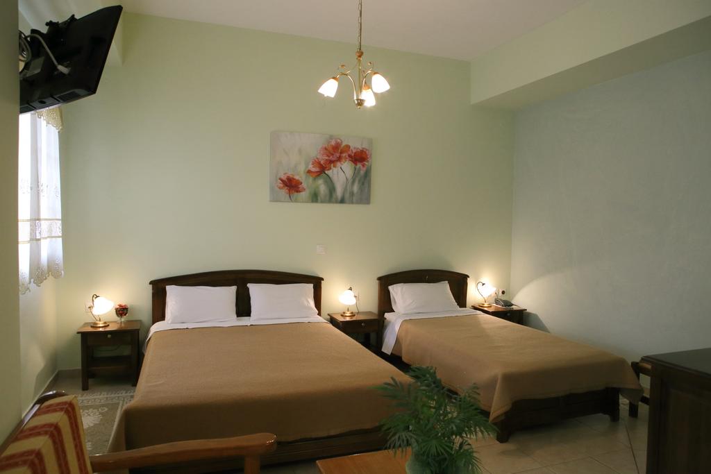 Hotel Mani
