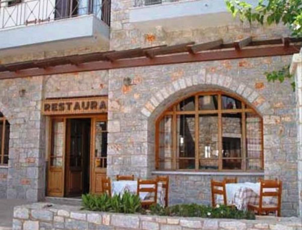 Hotel Mani