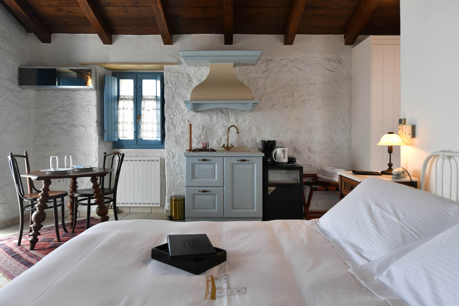 Lithos Stone Suites