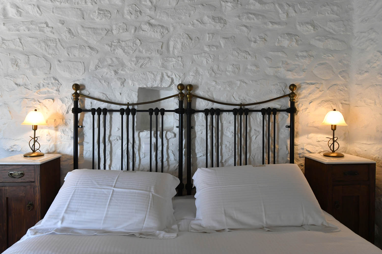 Lithos Stone Suites