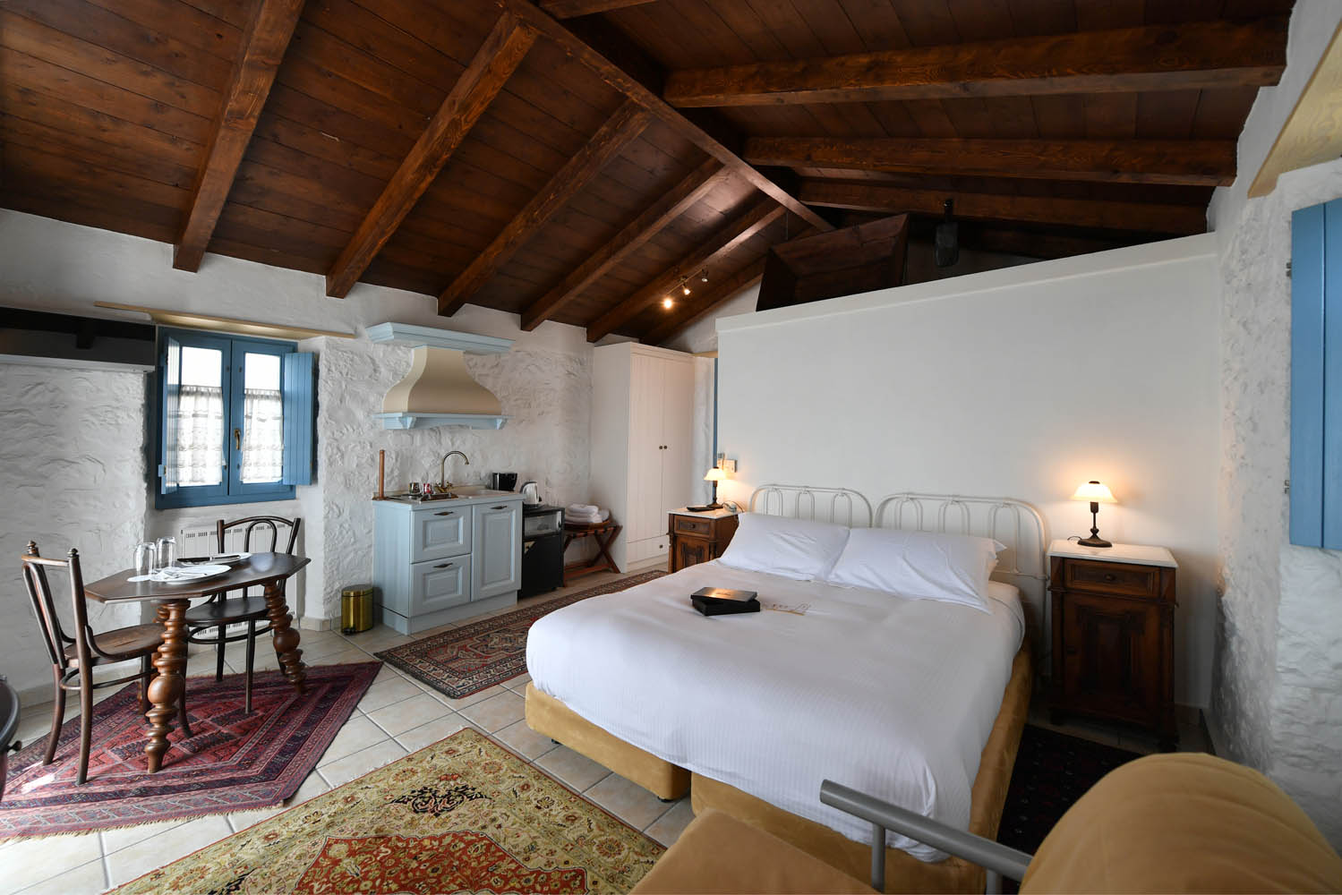 Lithos Stone Suites