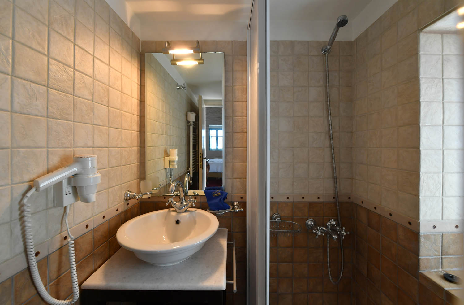 Lithos Stone Suites