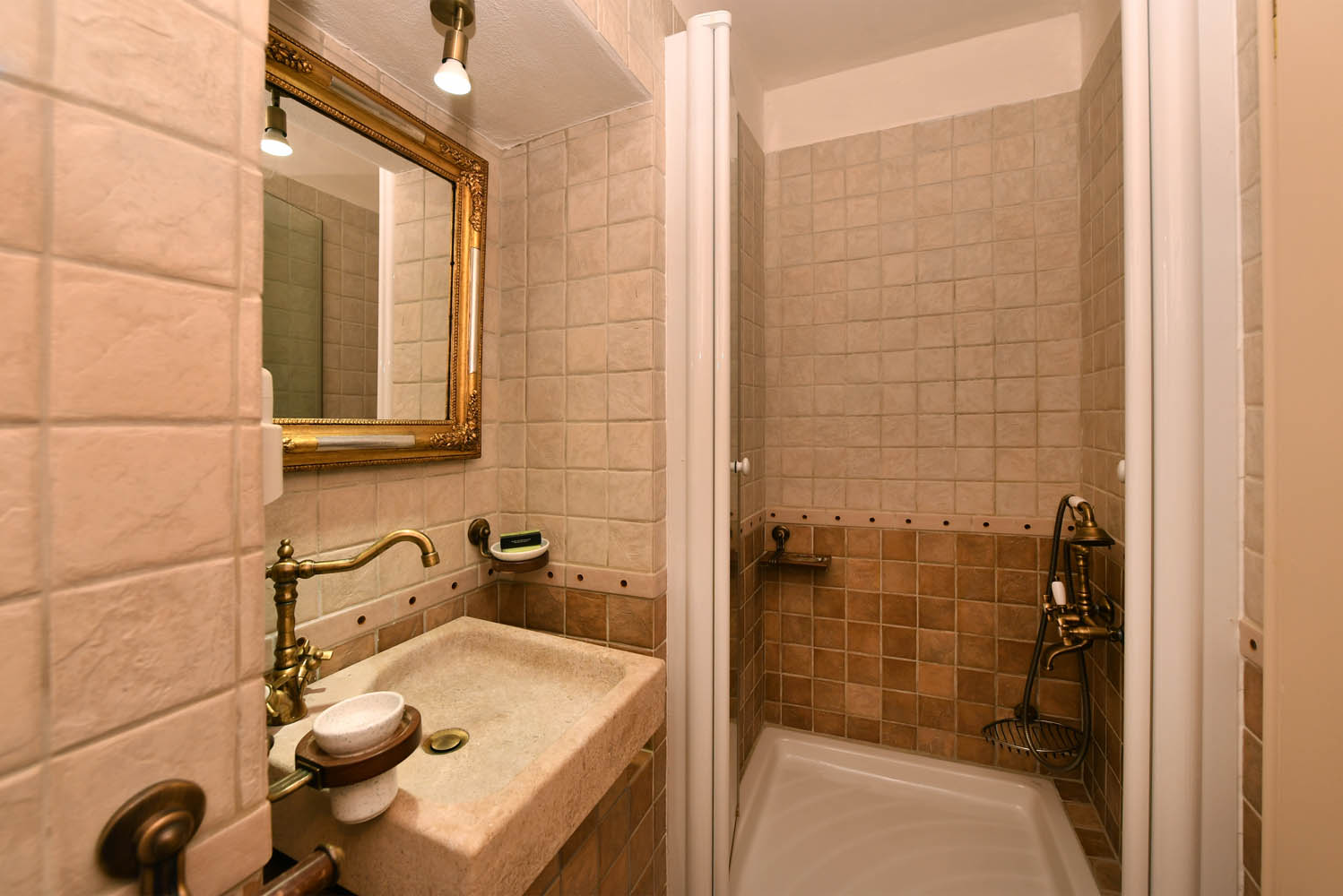 Lithos Stone Suites