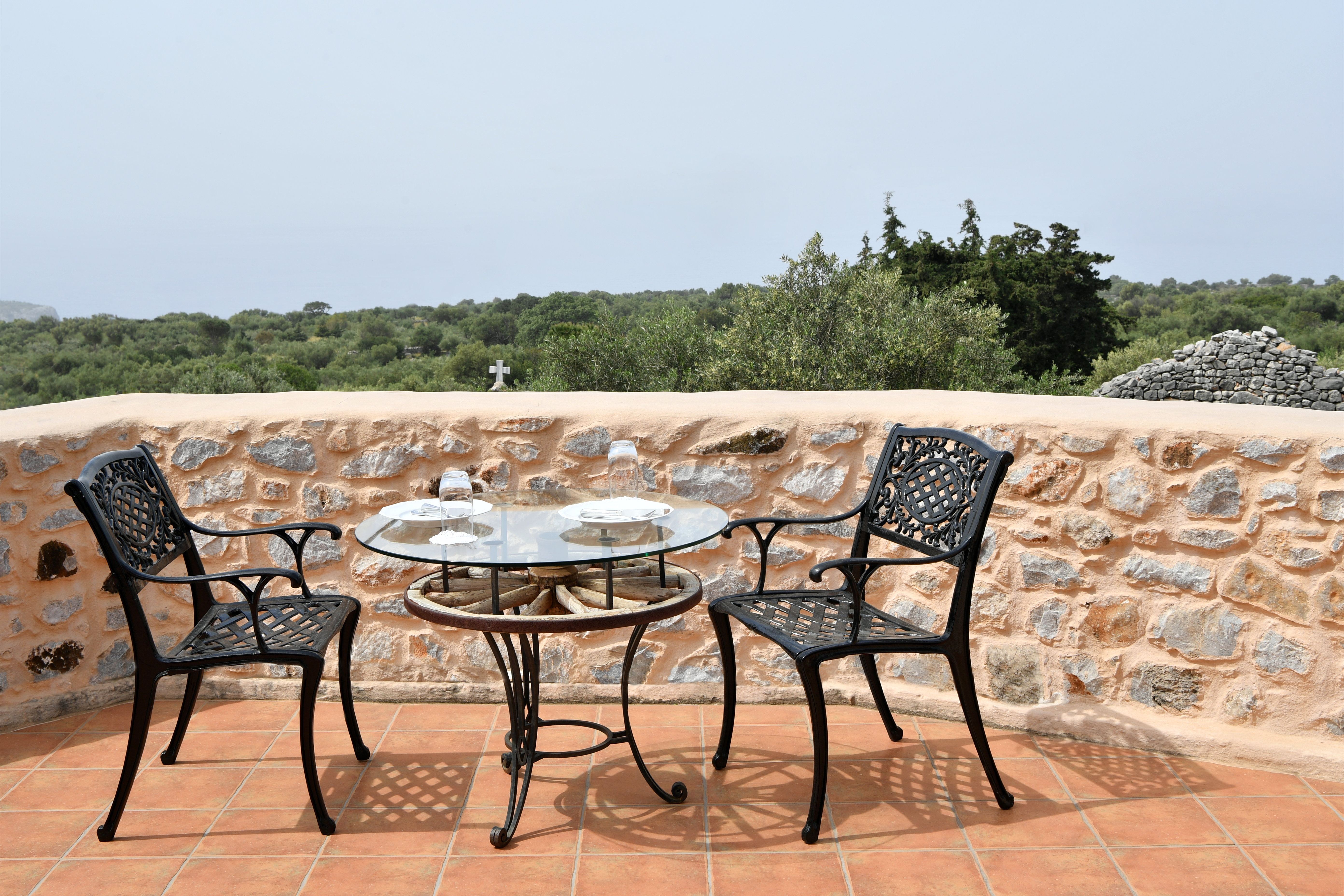 Lithos Stone Suites