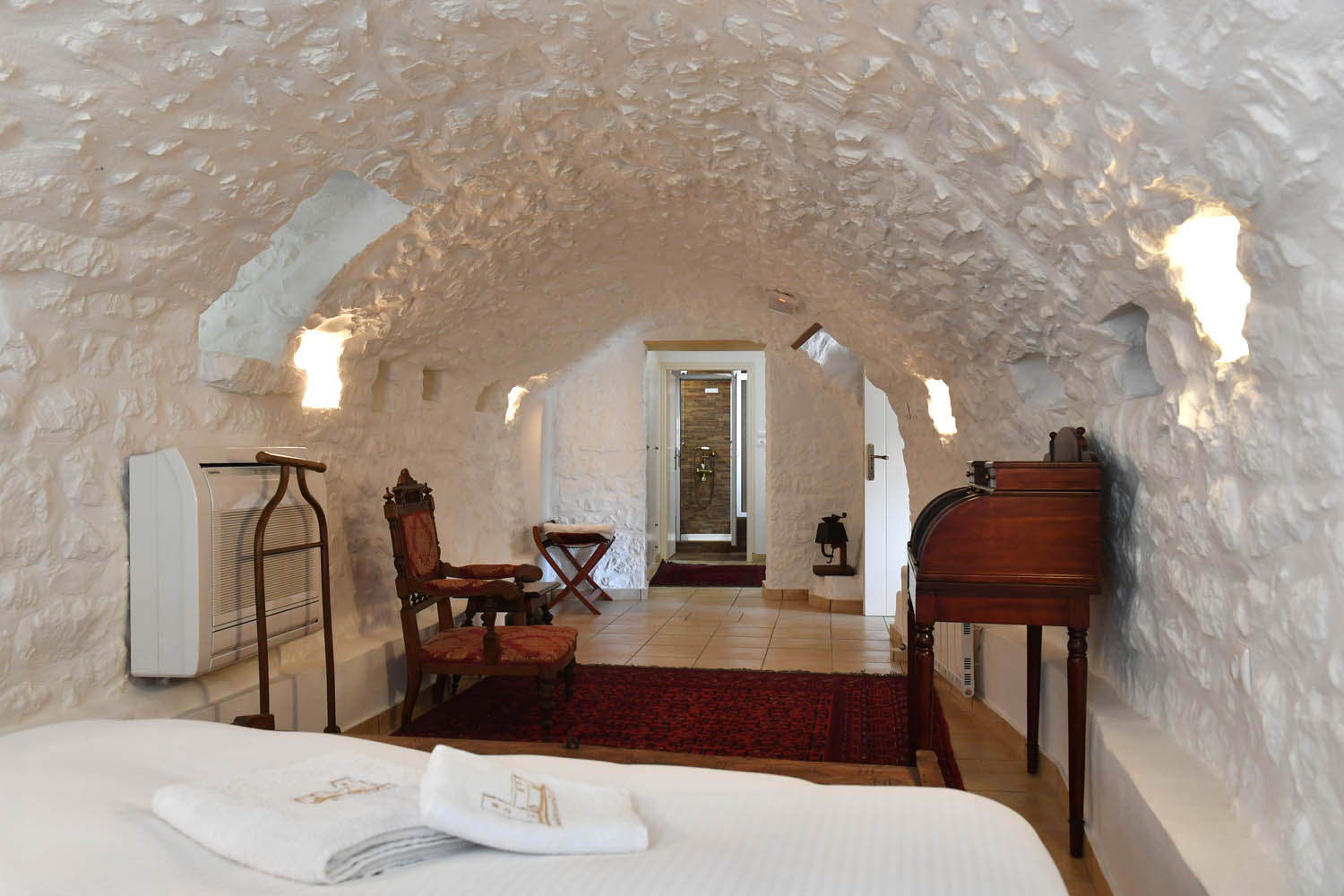 Lithos Stone Suites