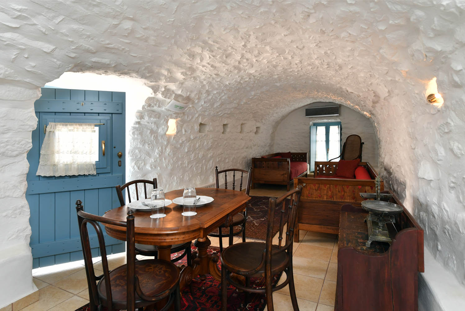 Lithos Stone Suites