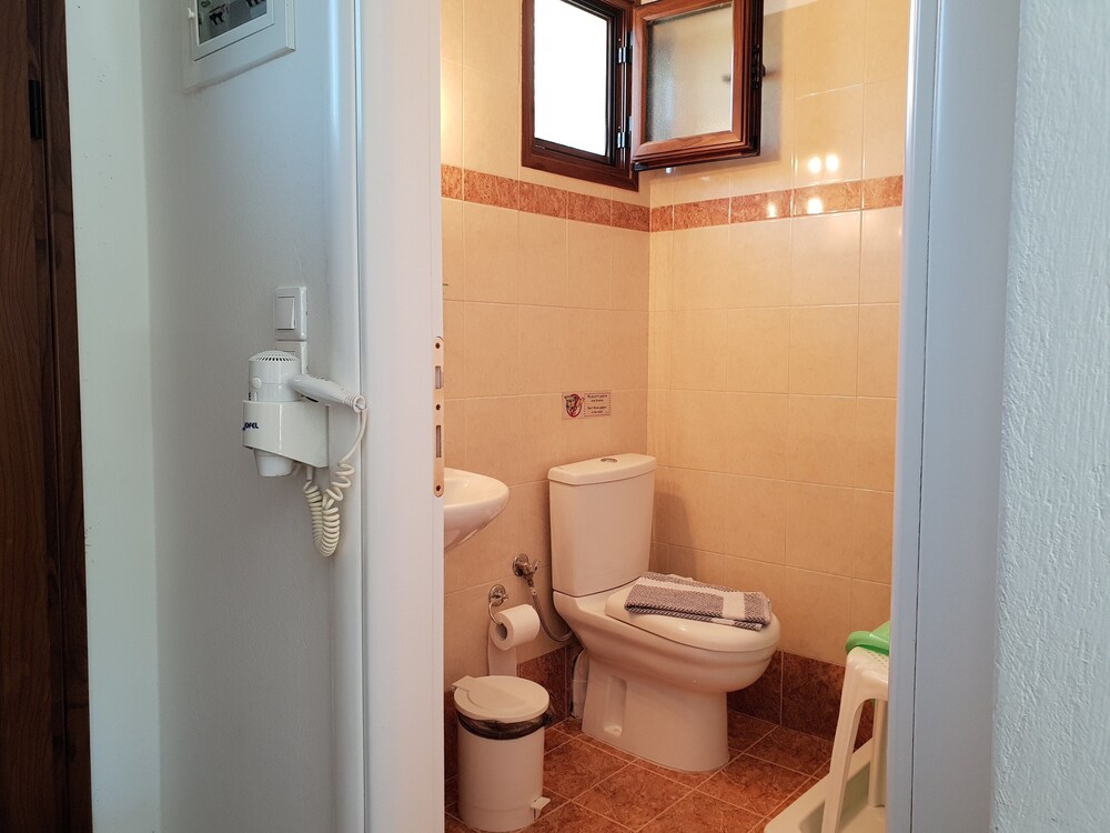 Domaine Papakonstantis Apartments To Let