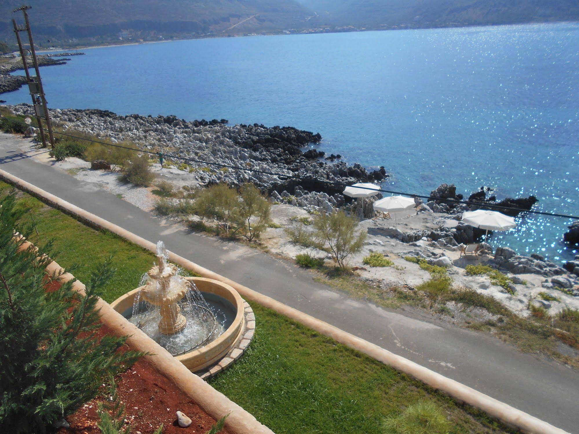 En Plo Luxury Suites