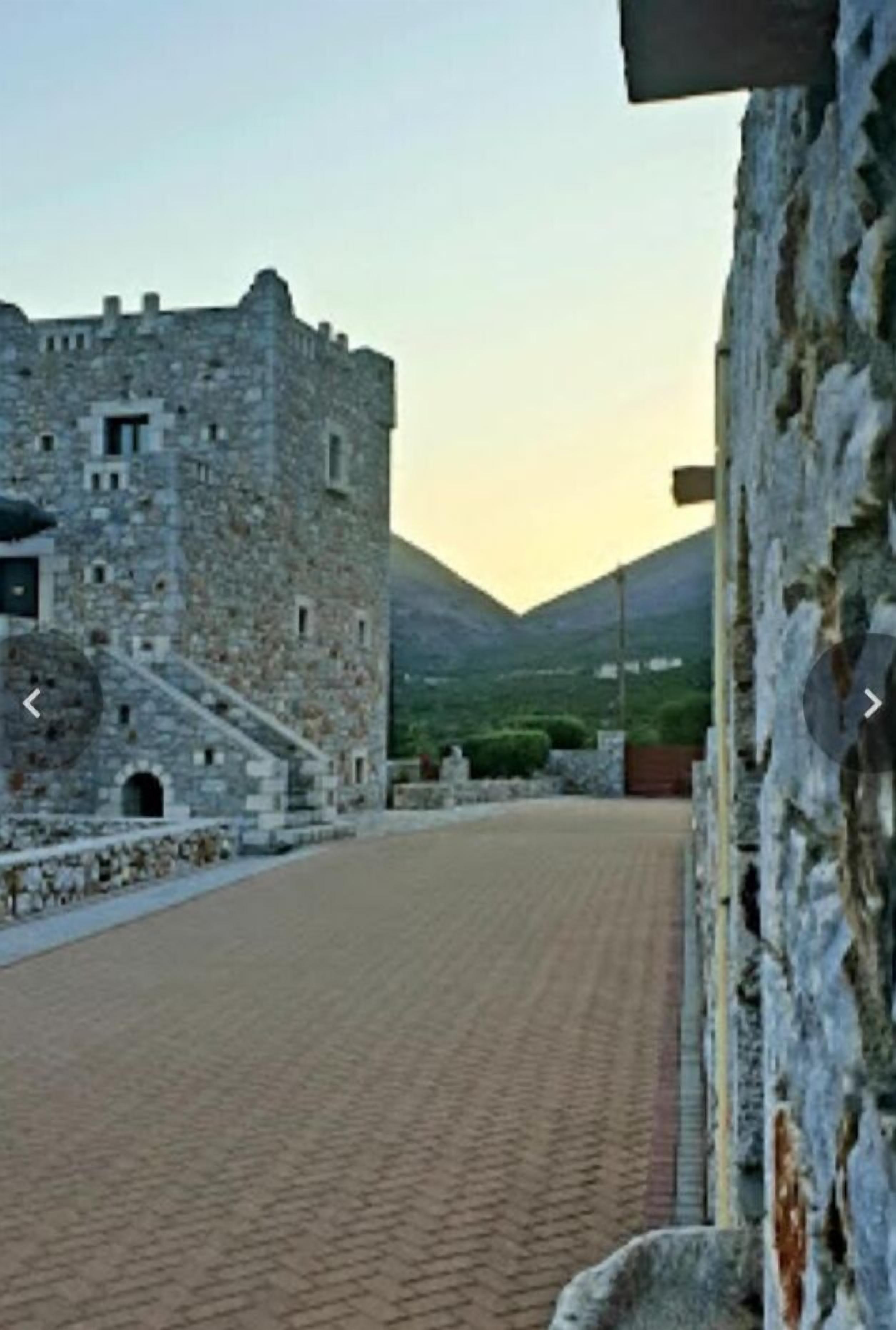 Focalion Castle Luxury Suites