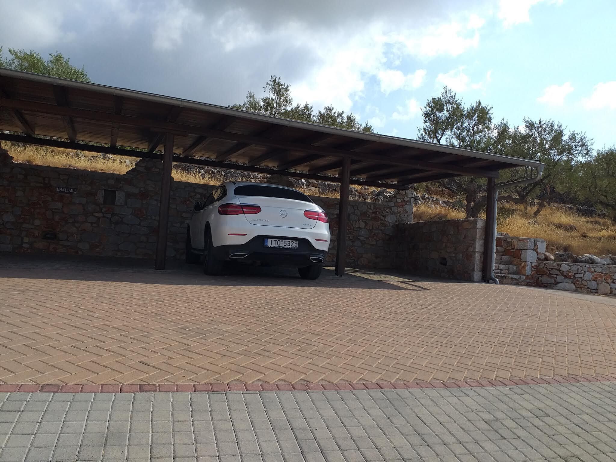 Focalion Castle Luxury Suites