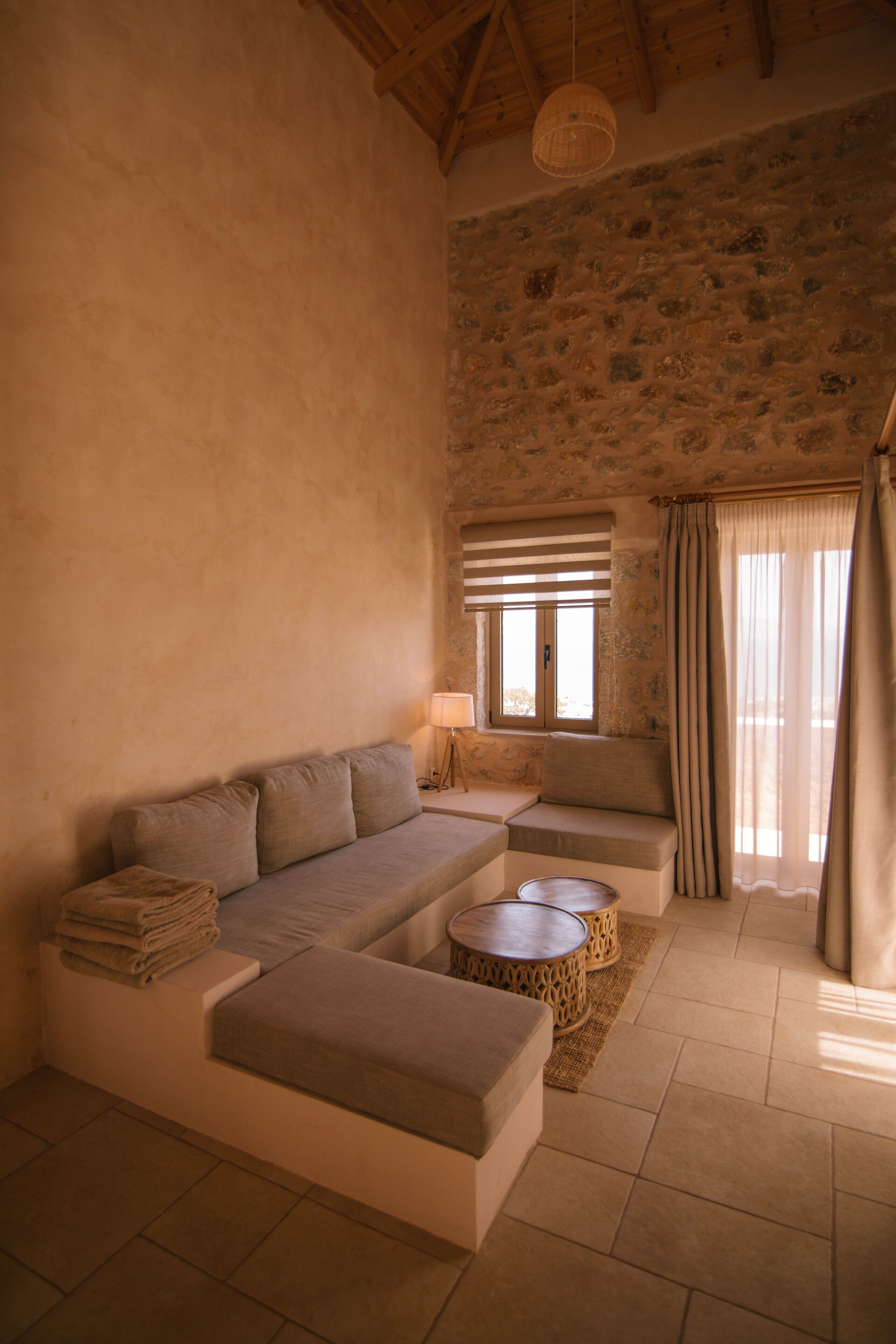 Mani Luxury Suites