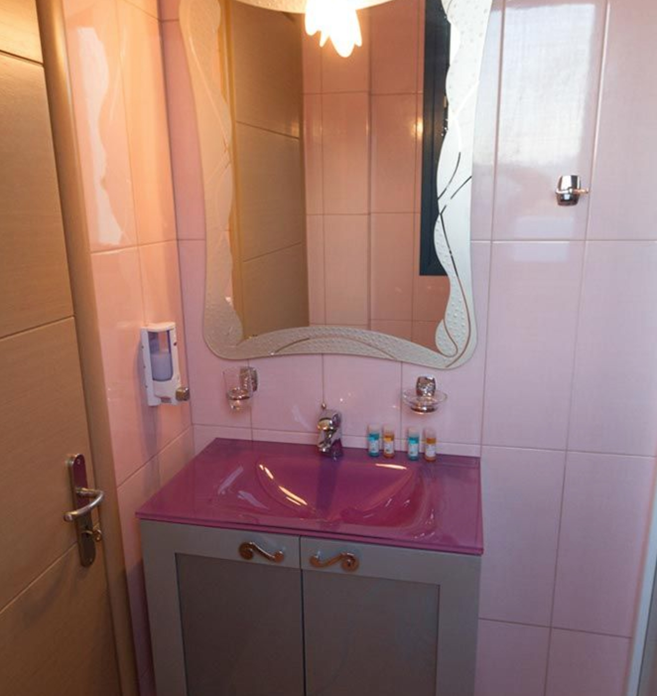 Aquamarine Hotel