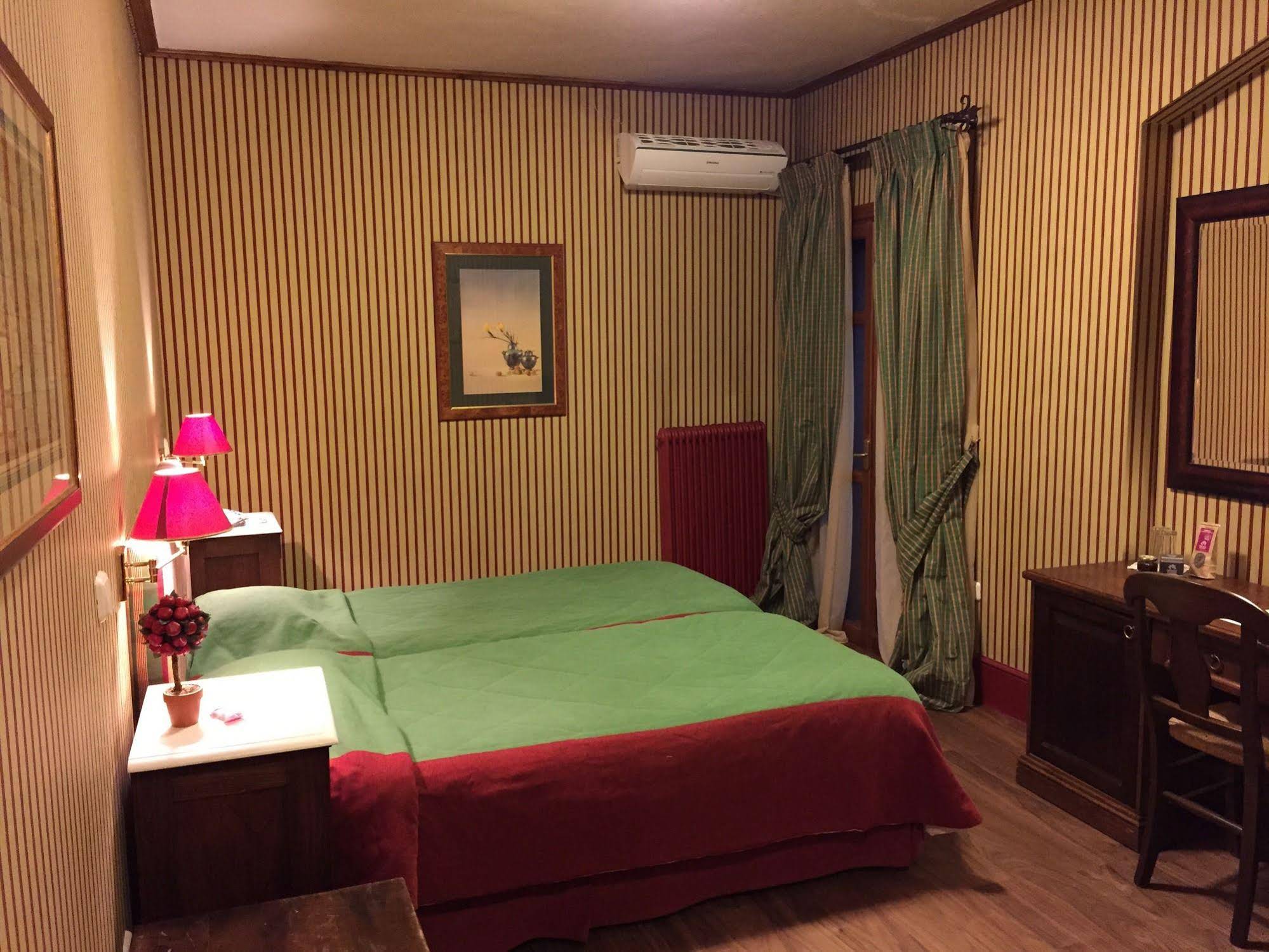 Rocabella Hellinikon Country Hotel