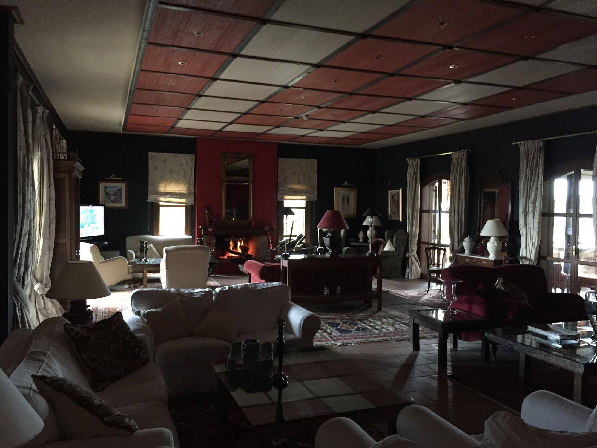 Rocabella Hellinikon Country Hotel