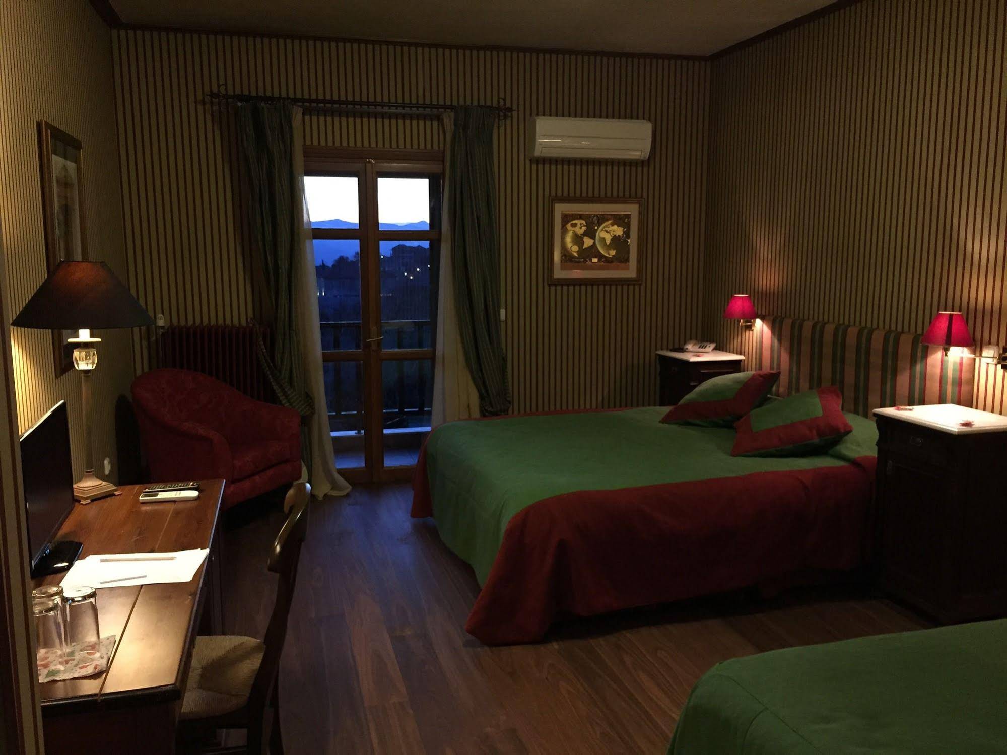 Rocabella Hellinikon Country Hotel