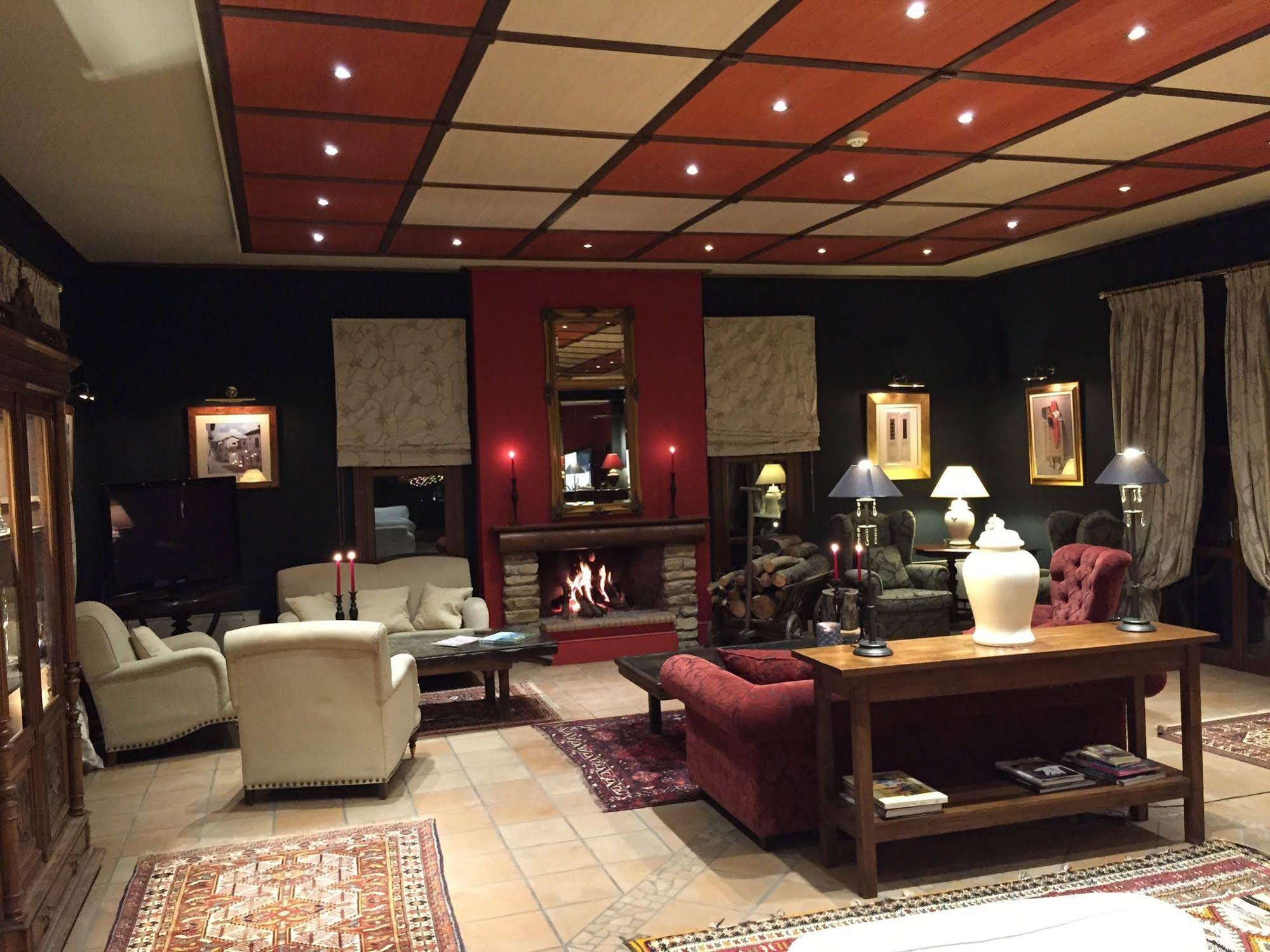 Rocabella Hellinikon Country Hotel
