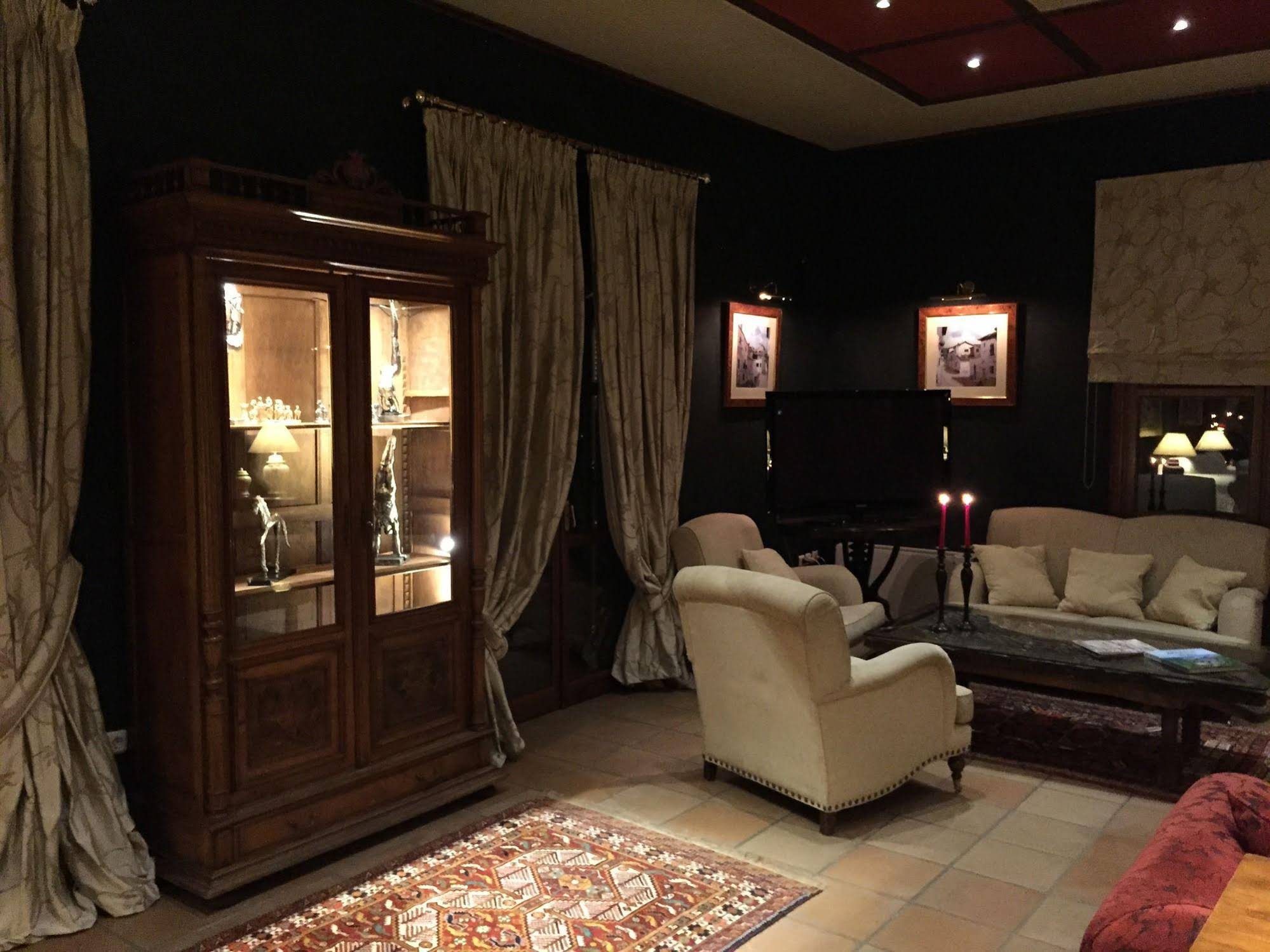 Rocabella Hellinikon Country Hotel