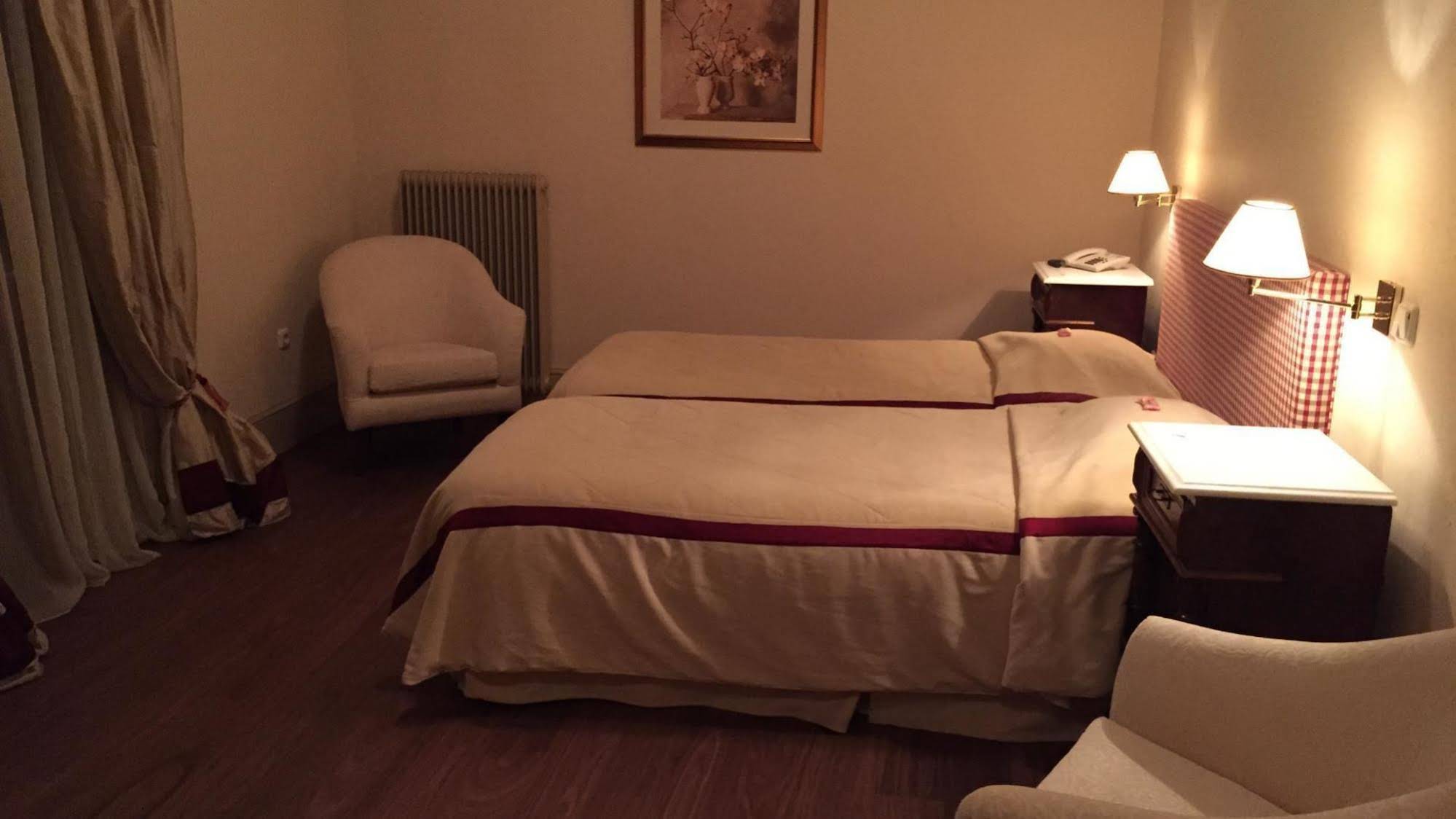 Rocabella Hellinikon Country Hotel