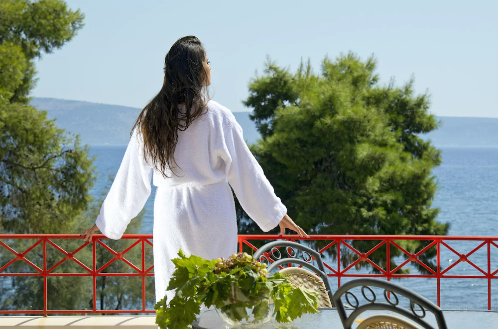 Makis Inn Beach & Resort