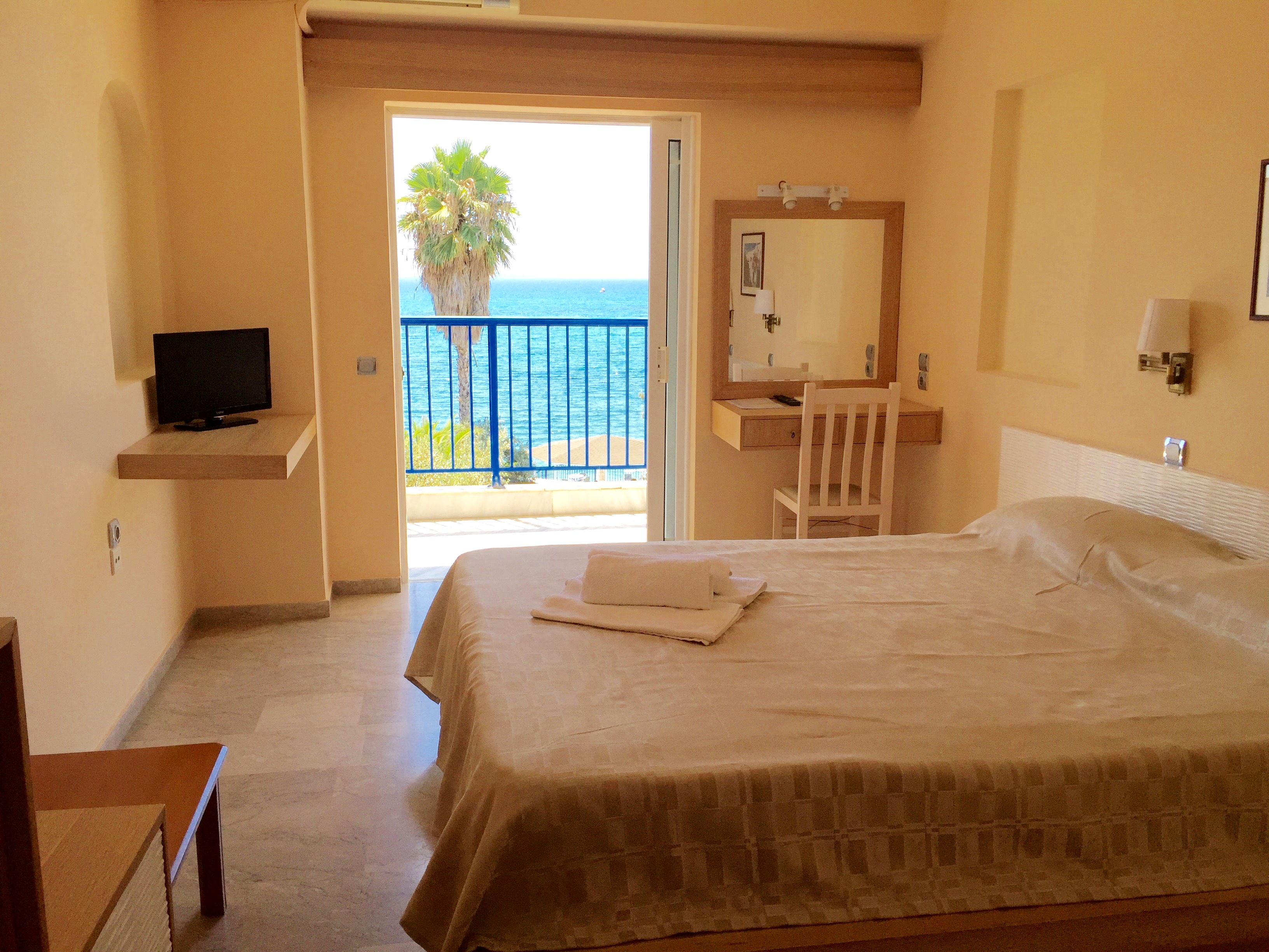 Hotel Golden Sun