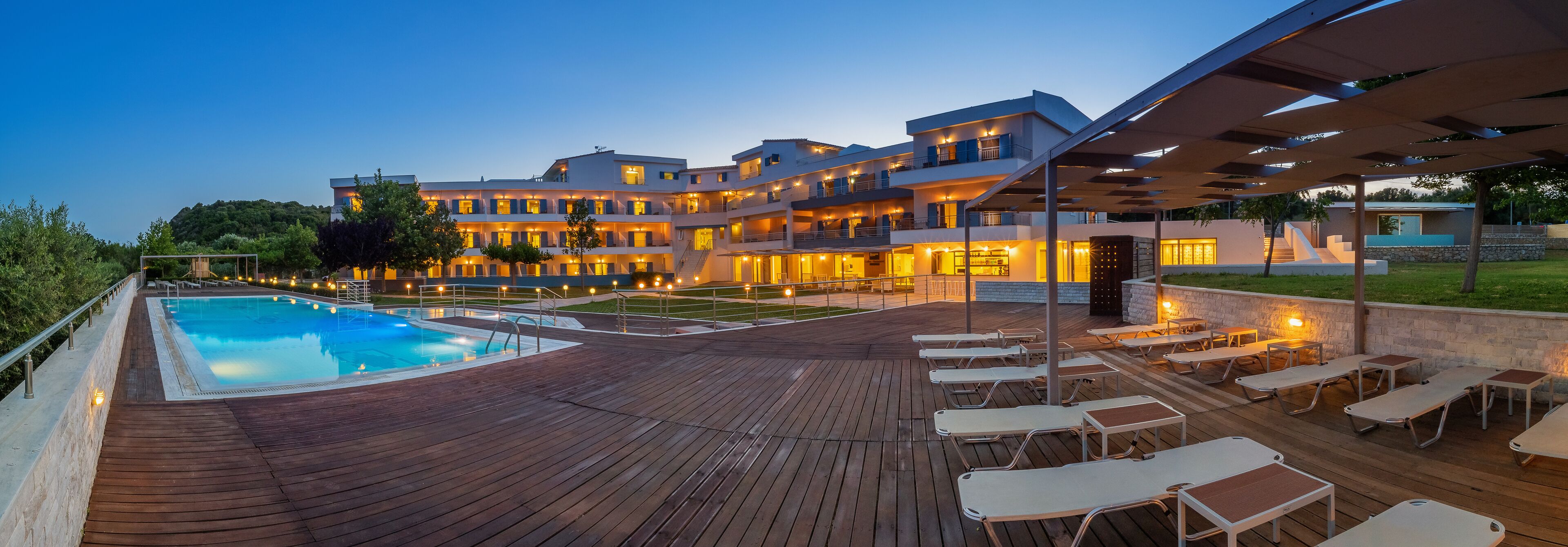 Paradise Resort Finikounda