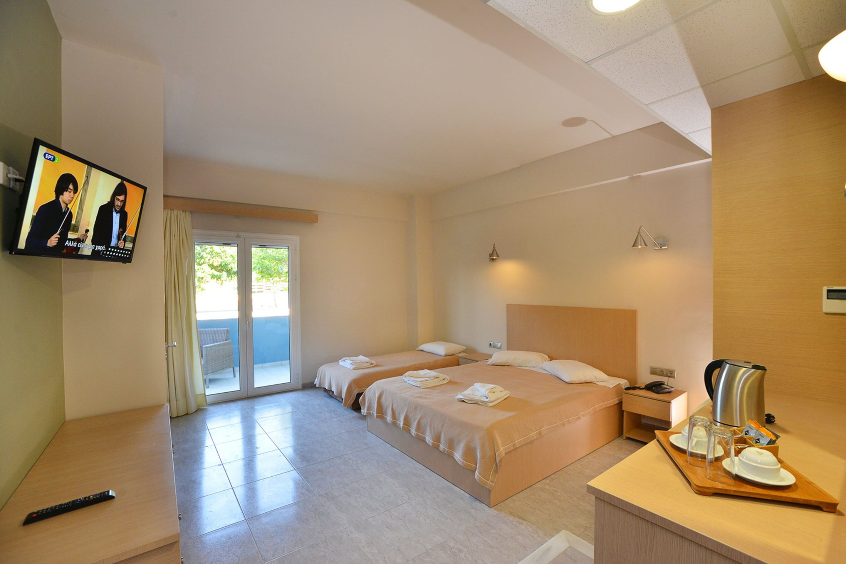 Paradise Resort Finikounda
