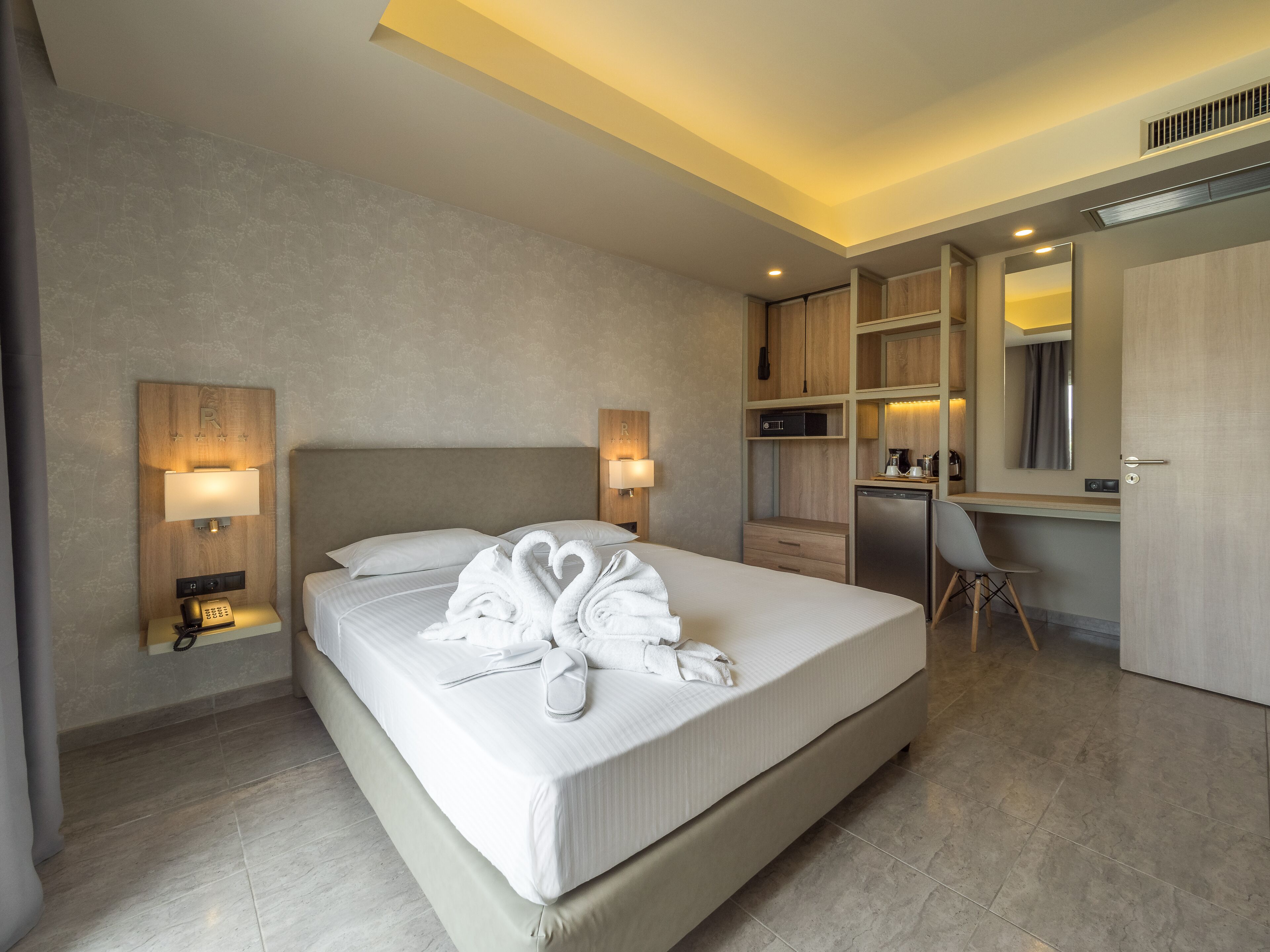 Paradise Resort Finikounda