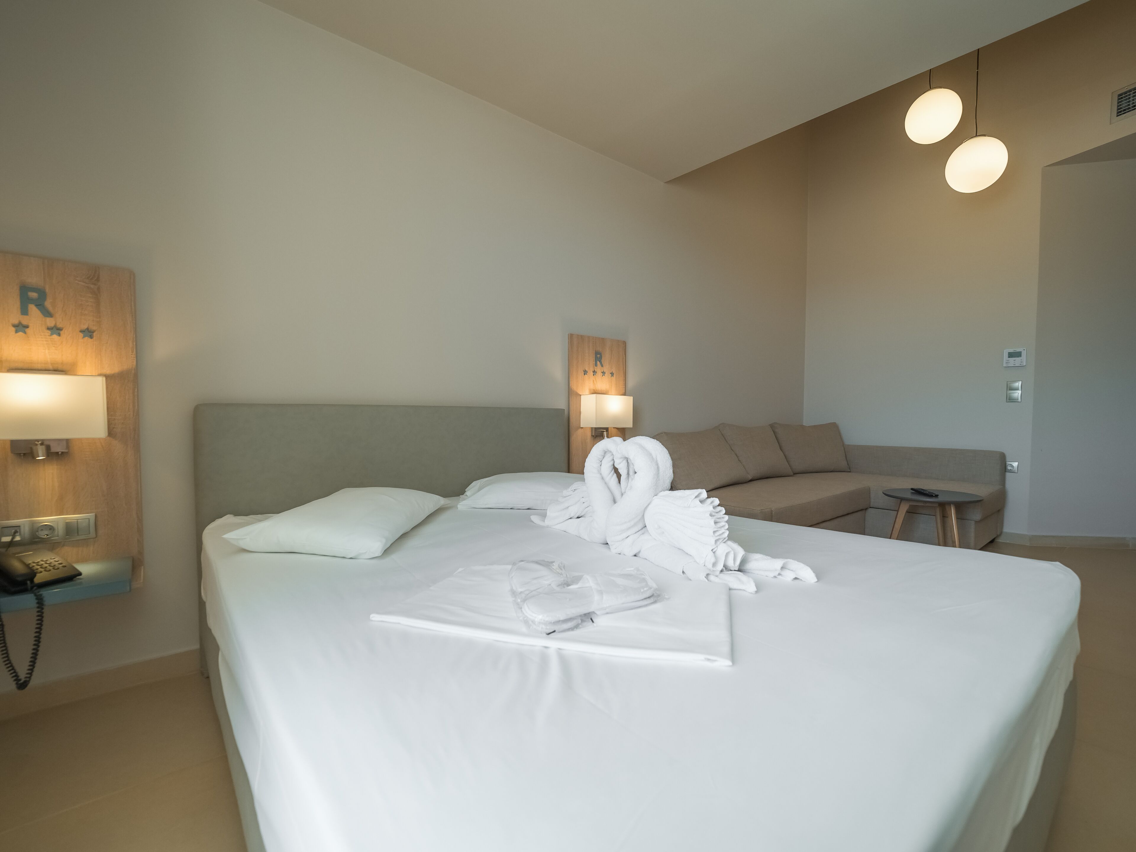 Paradise Resort Finikounda