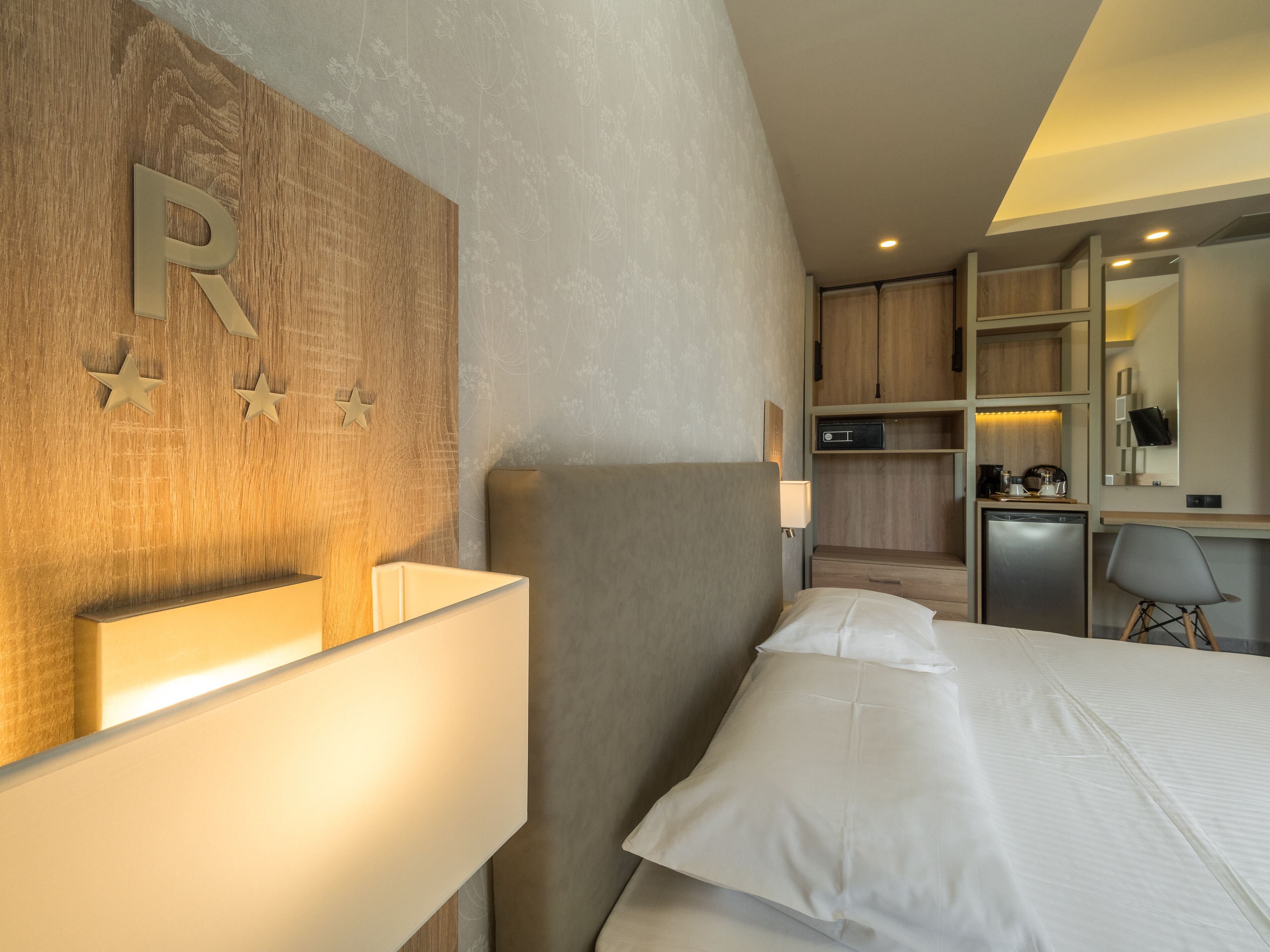 Paradise Resort Finikounda