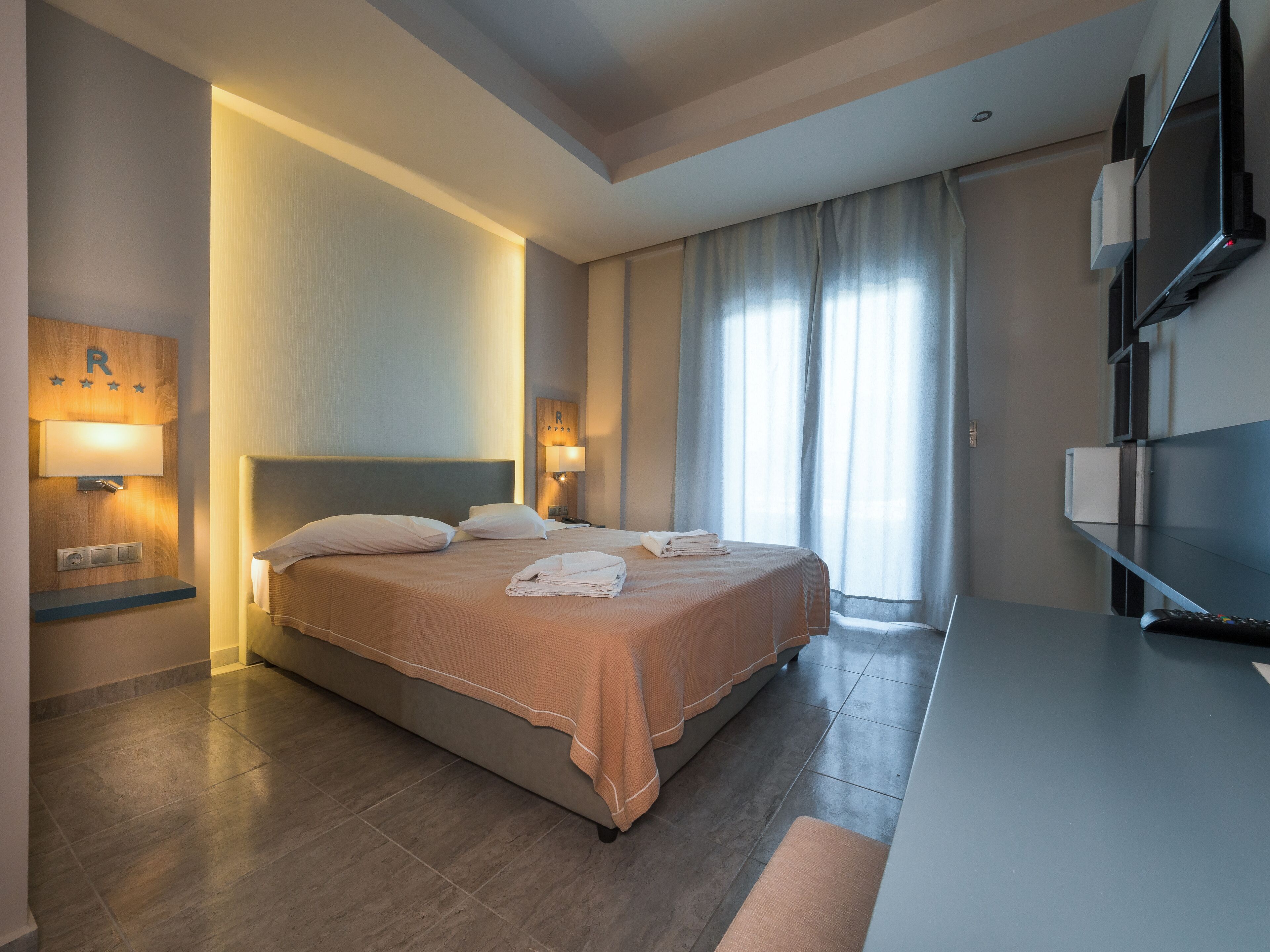 Paradise Resort Finikounda