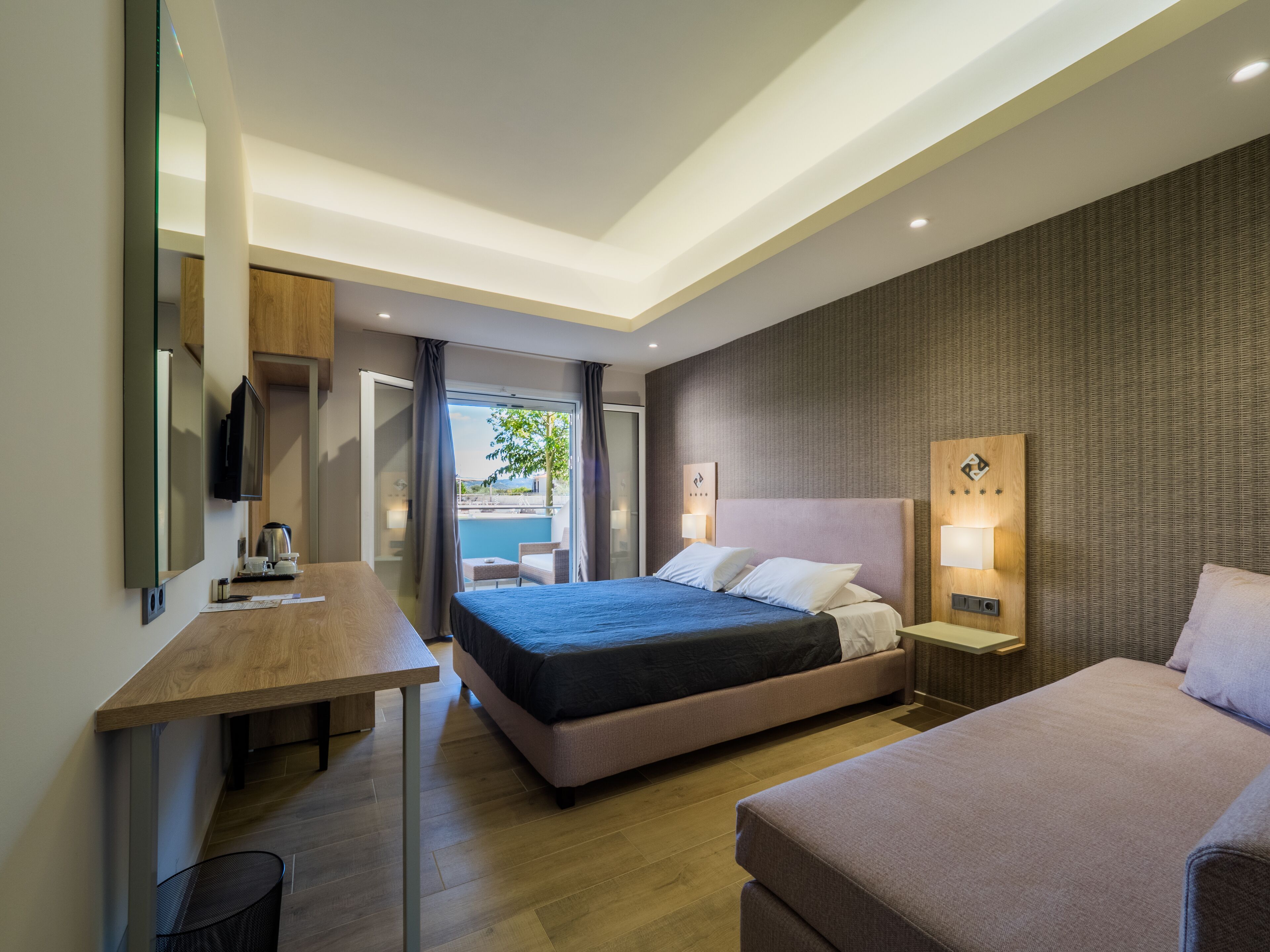 Paradise Resort Finikounda