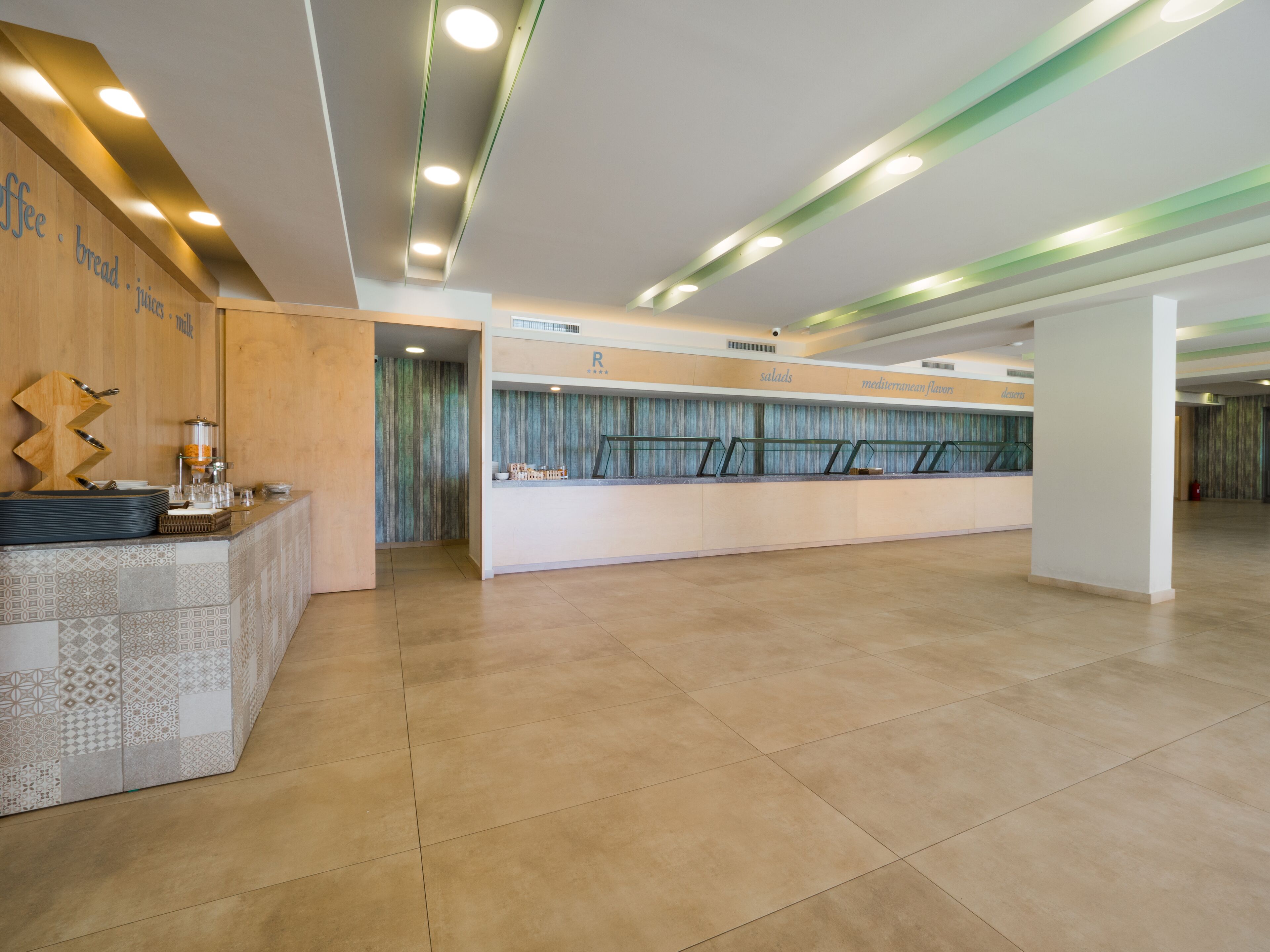 Paradise Resort Finikounda