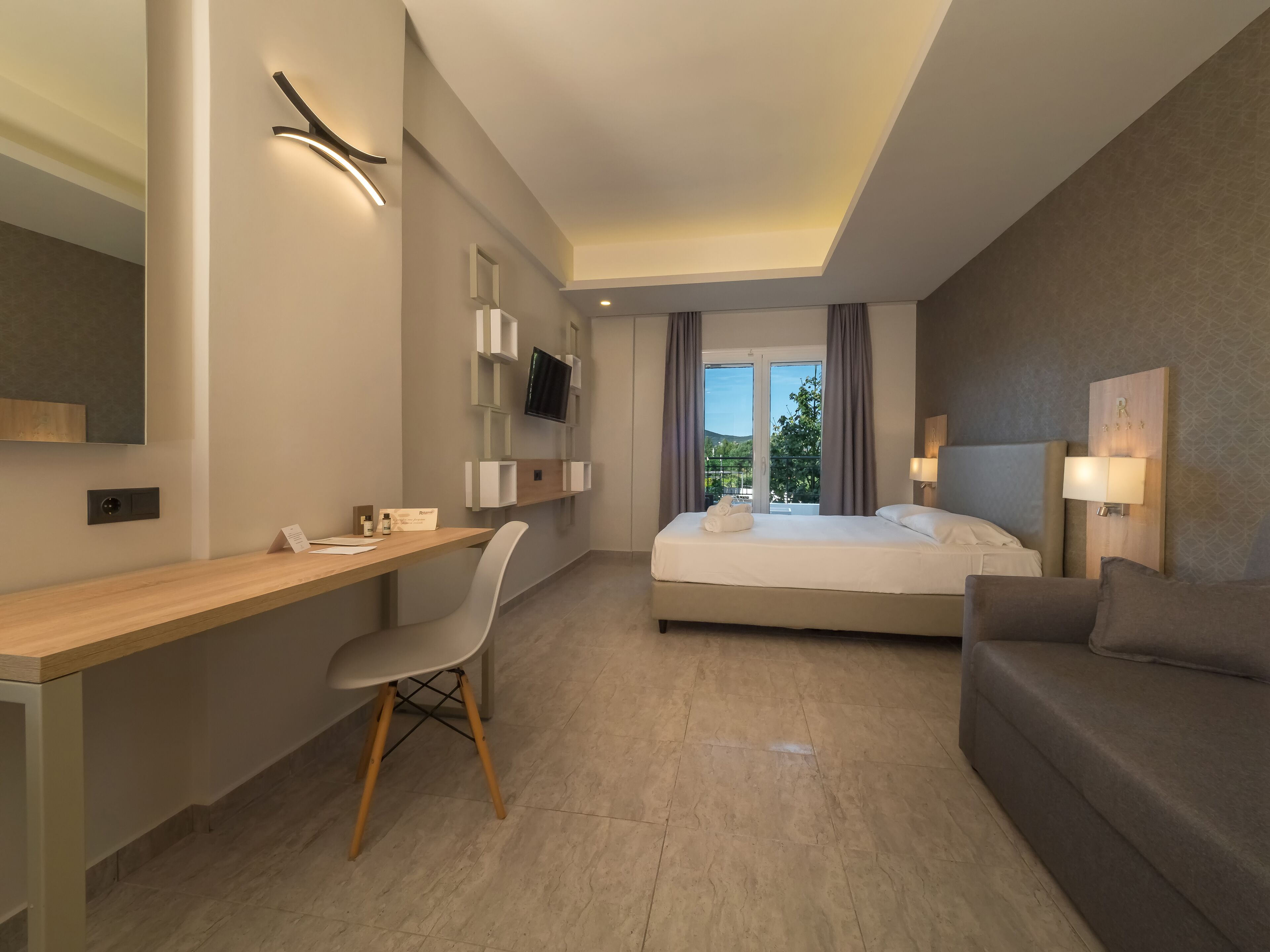 Paradise Resort Finikounda