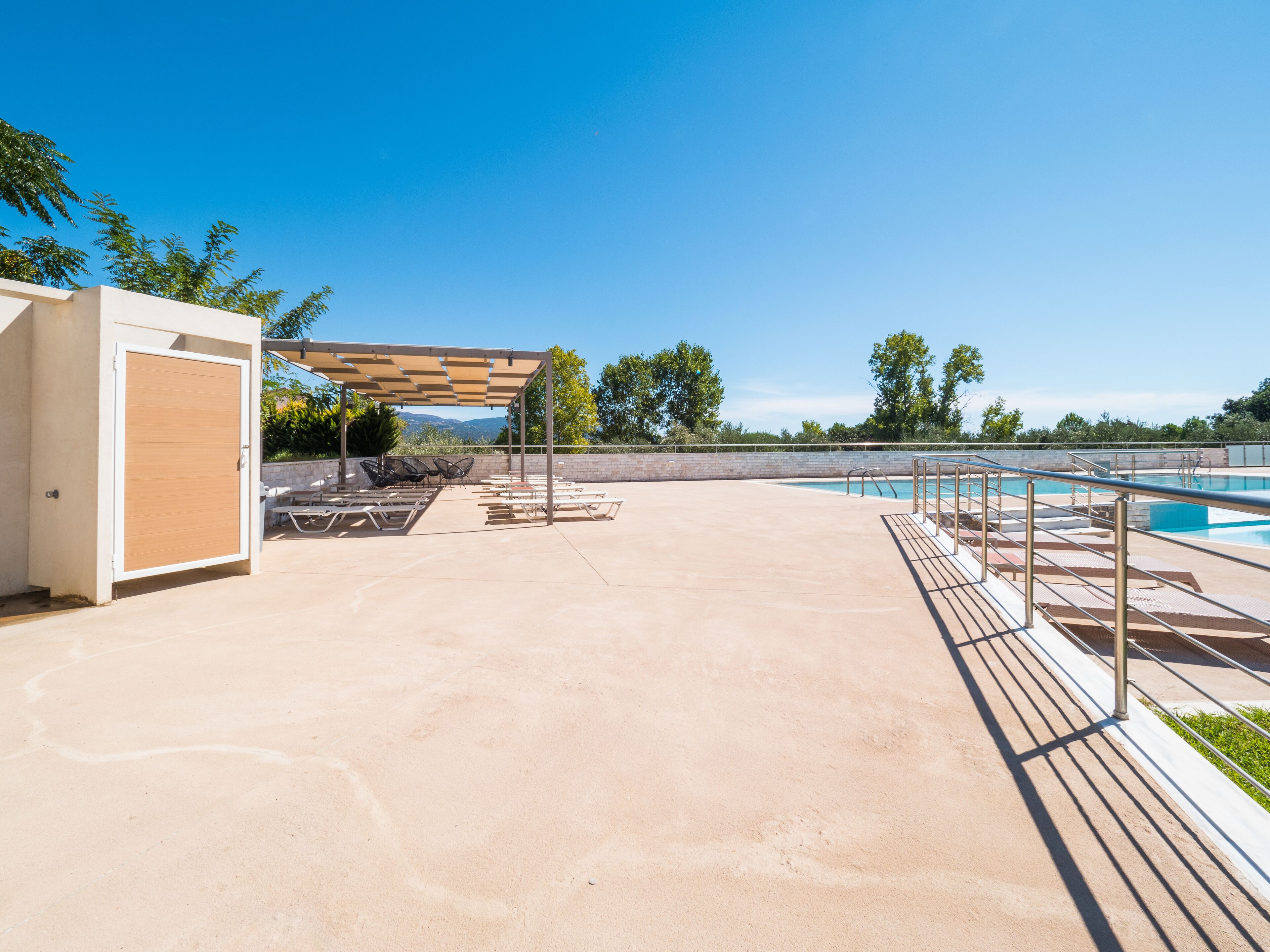Paradise Resort Finikounda