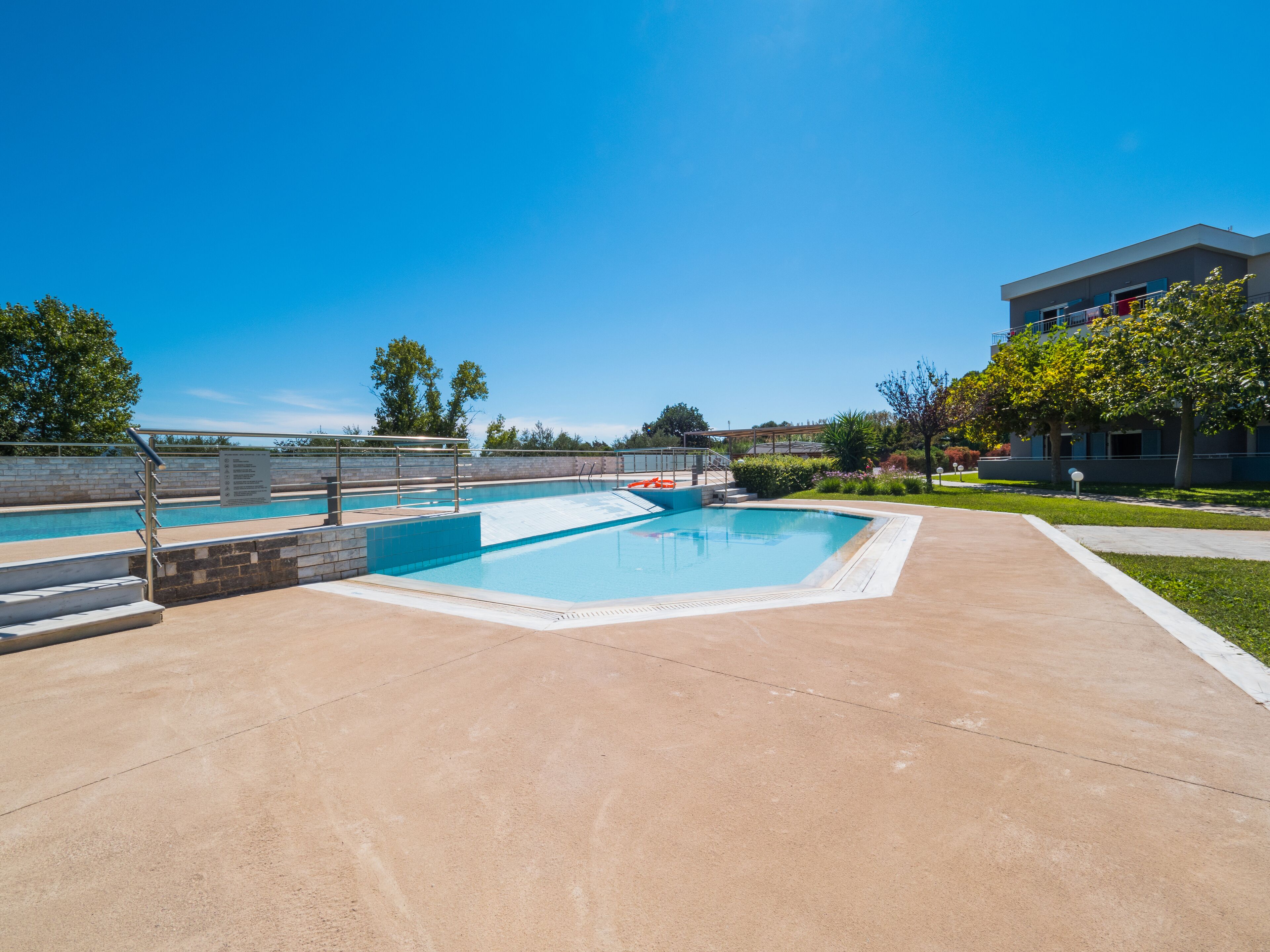 Paradise Resort Finikounda