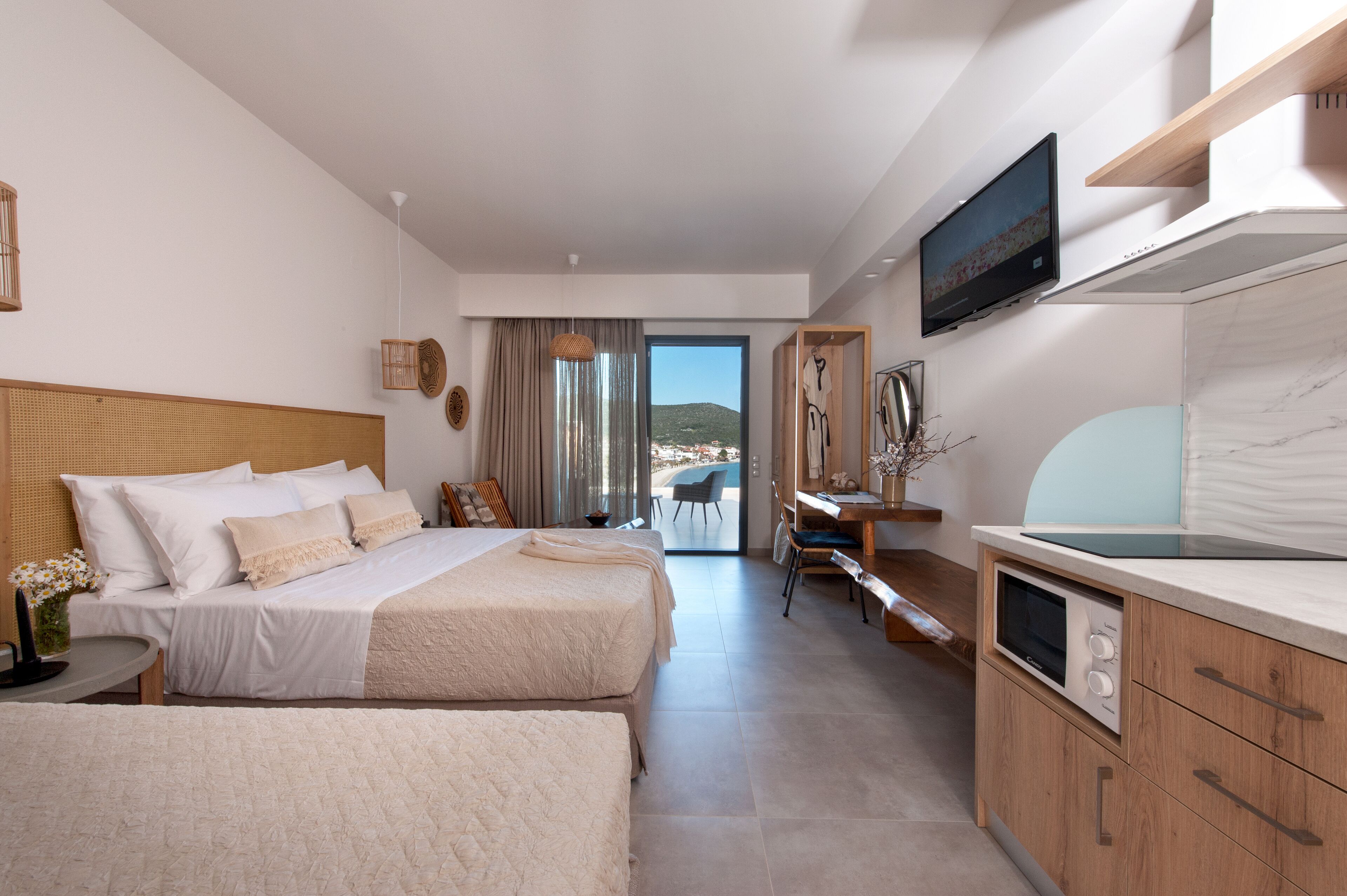 Del Mare Suites