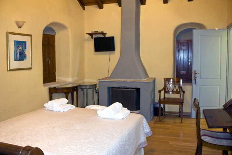 Pyrgos Petropoulaki