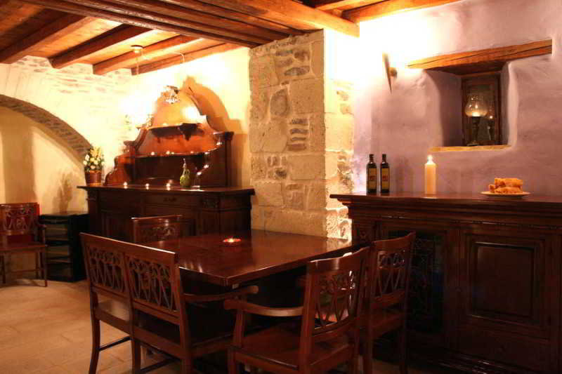 Pyrgos Petropoulaki